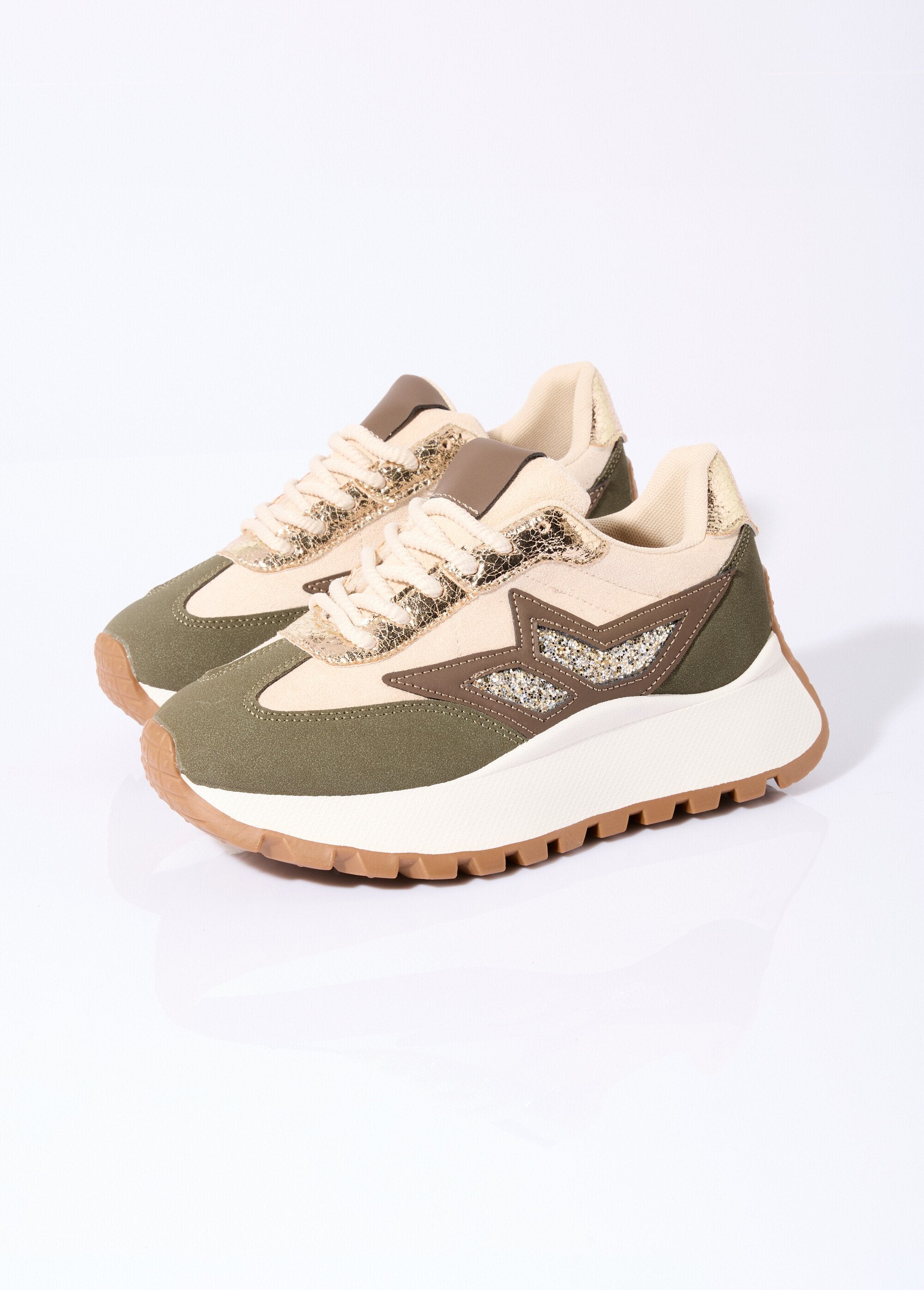 Baskets_multimatières_semelle_compensée_Vert_et_beige_DE1_slim