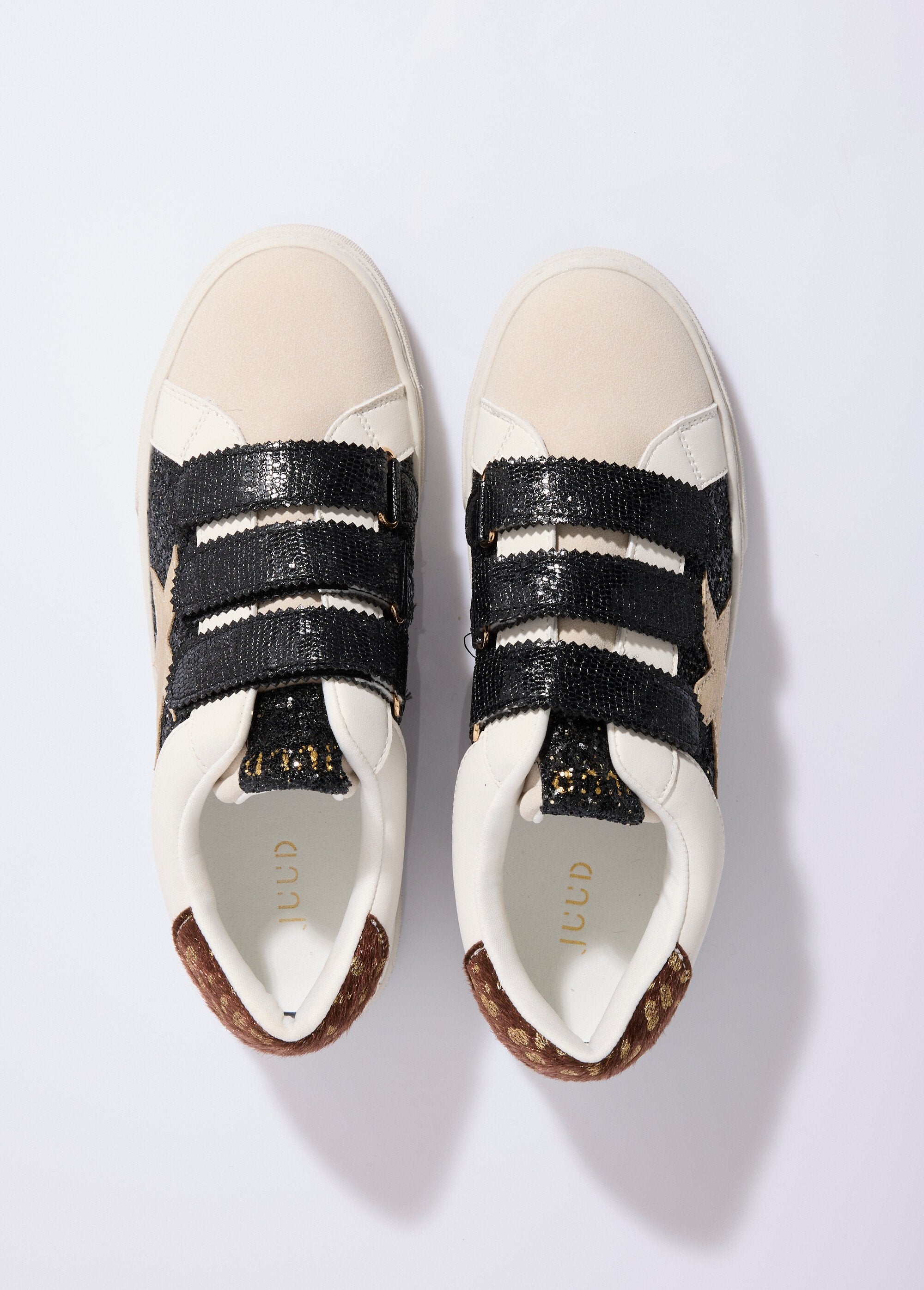Baskets_tendance_multimatières_à_scratchs_Beige_et_noir_OV1_slim