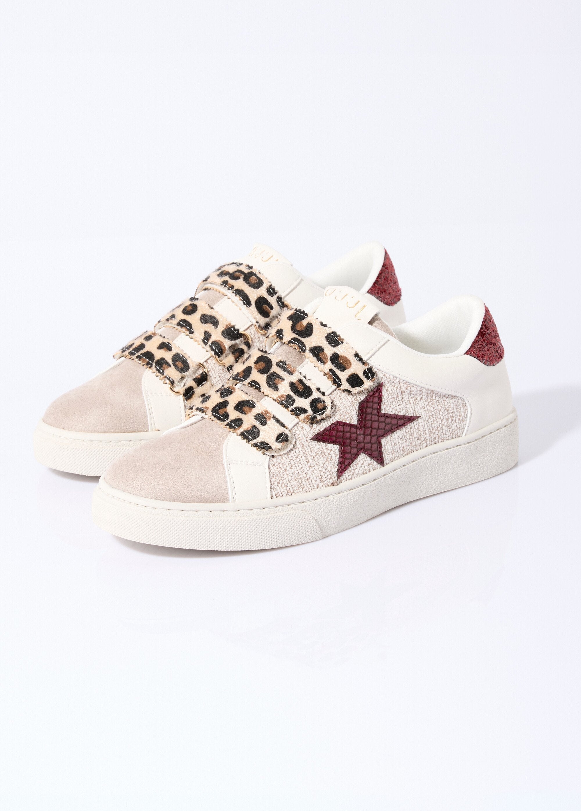 Baskets_tendance_multimatières_à_scratchs_Beige_et_bordeaux_DE1_slim