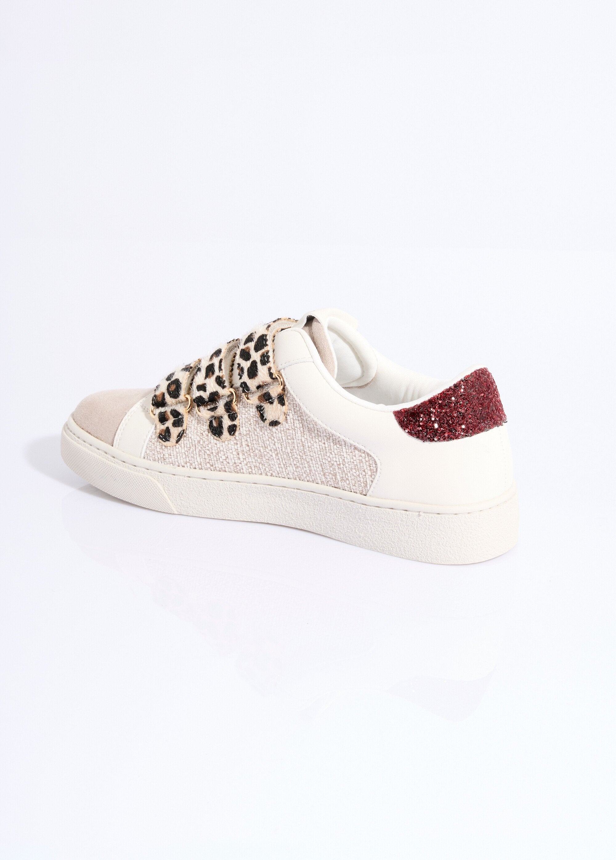 Baskets_tendance_multimatières_à_scratchs_Beige_et_bordeaux_DO1_slim