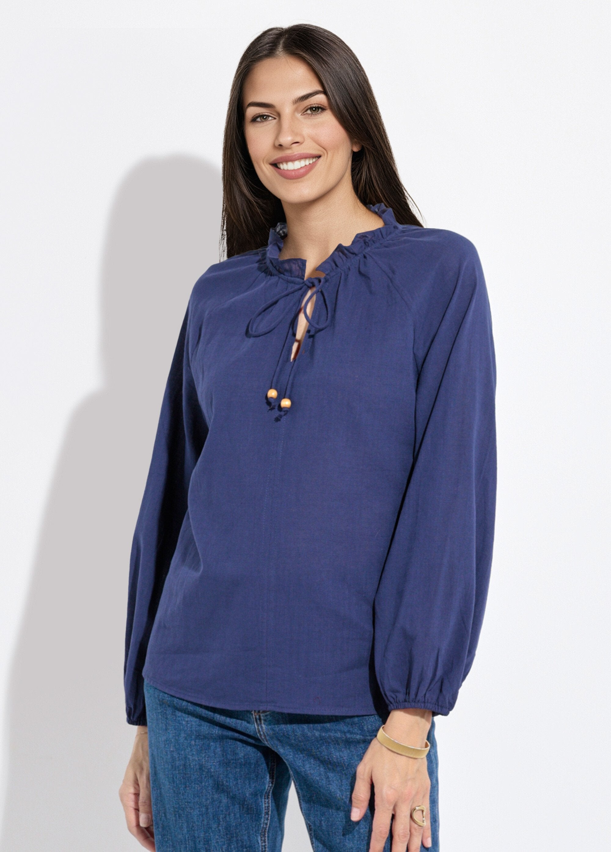 Blusa_folgada_com_decote_em_V_e_gravata_Marine_FA1_slim