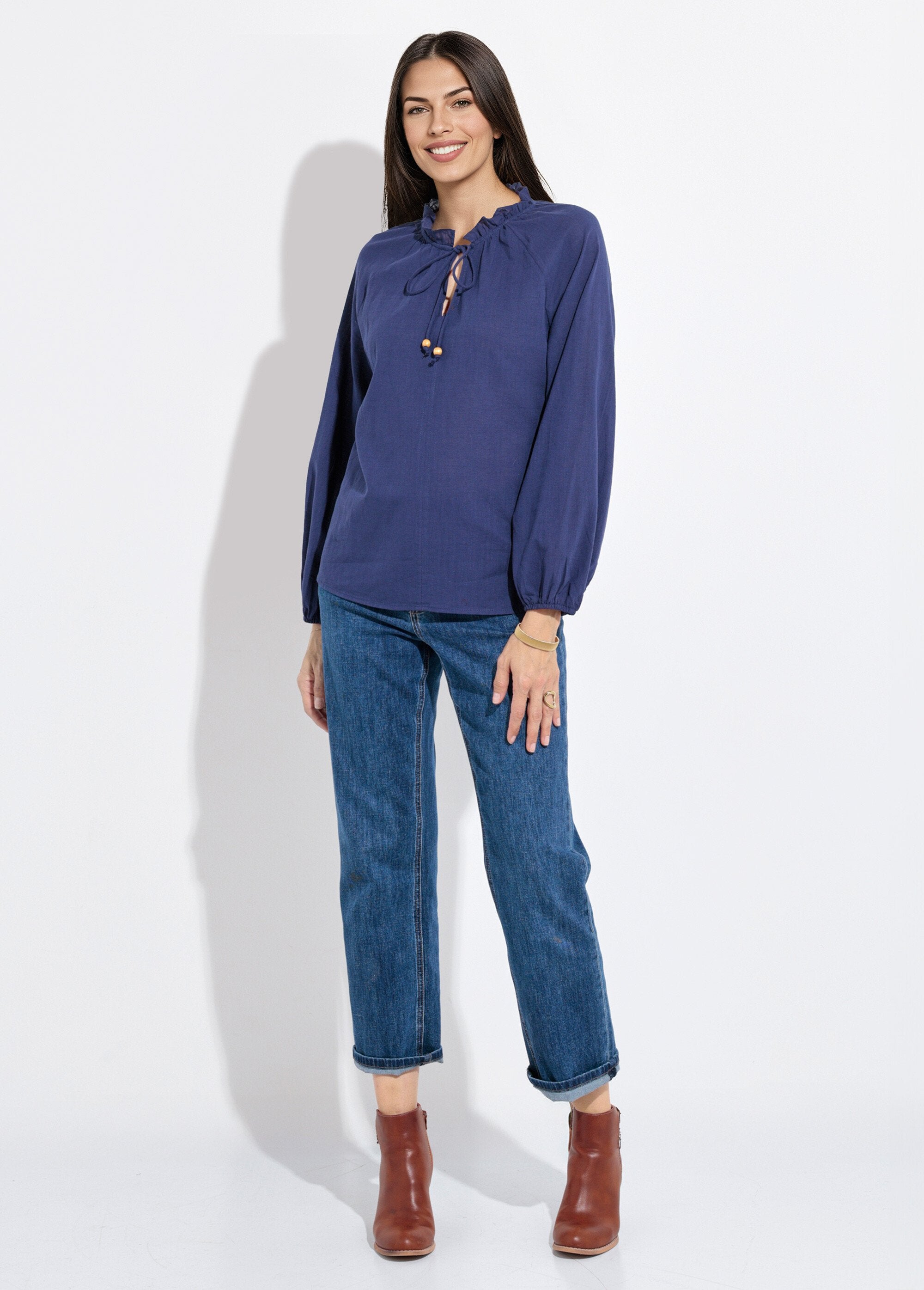 Blusa_folgada_com_decote_em_V_e_gravata_Marine_SF1_slim