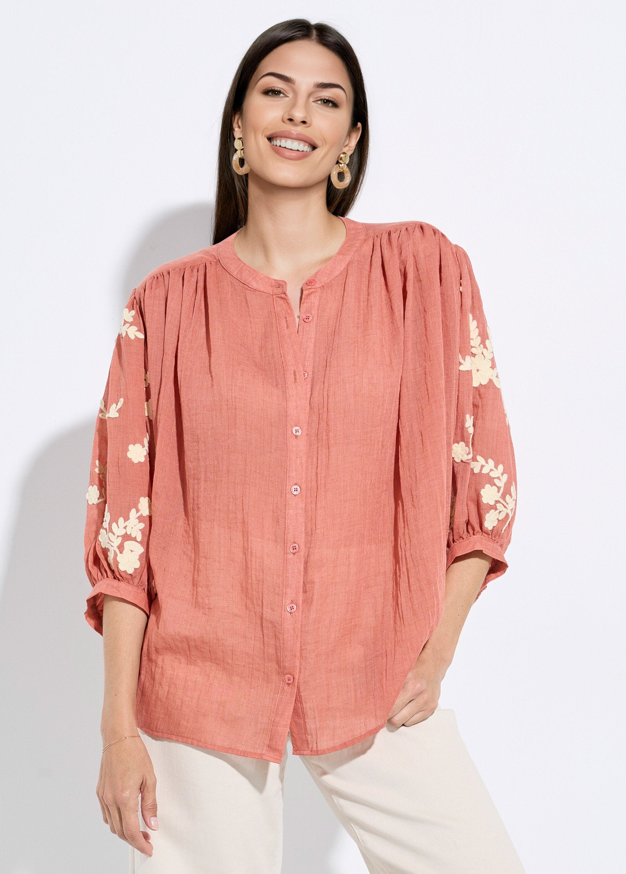 Blouse_chambray,_broderies_contrastantes_Brique_FA1_slim