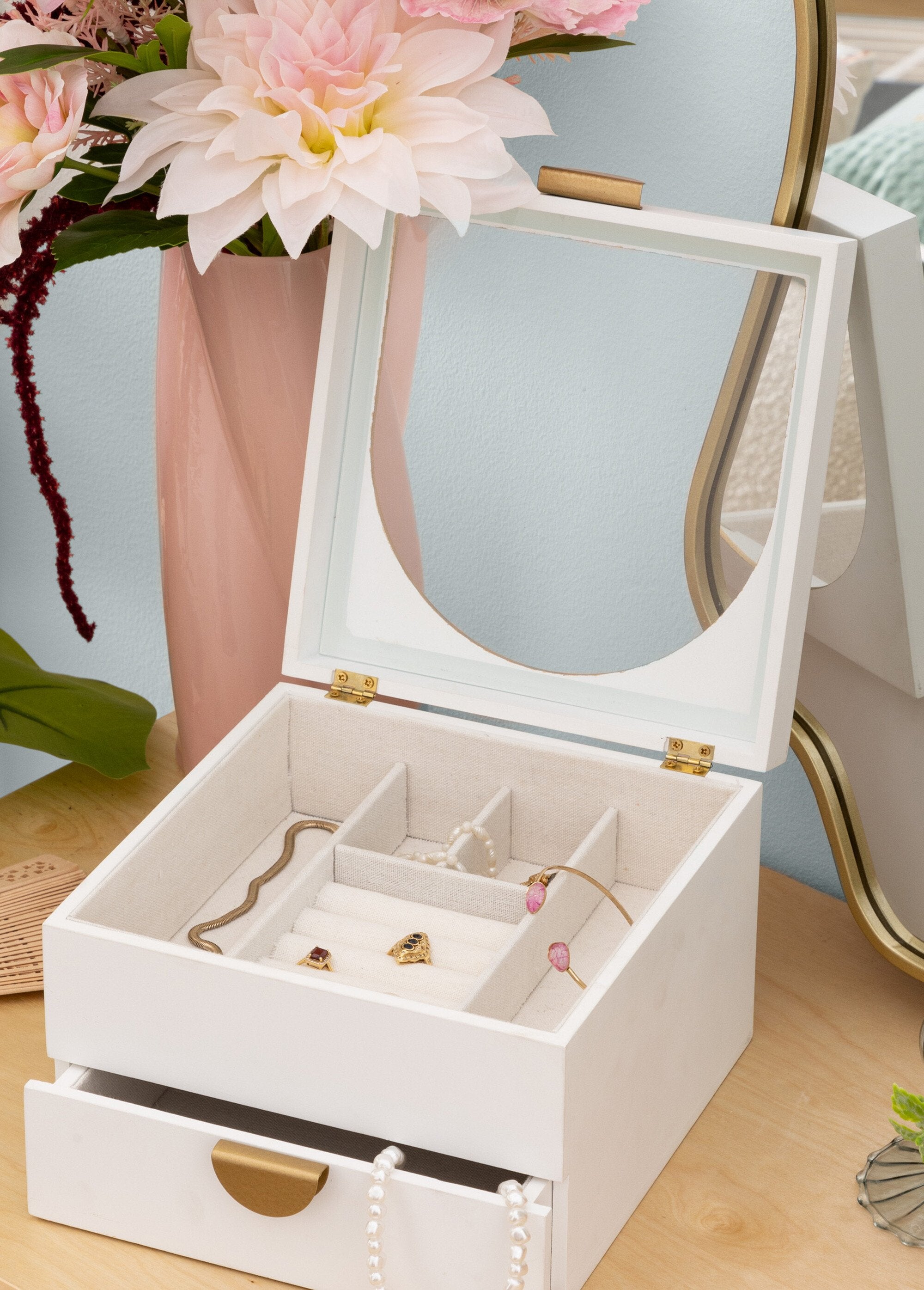 Boite_à_bijoux_vitrée_en_bois_et_métal_Blanc_SF1_slim