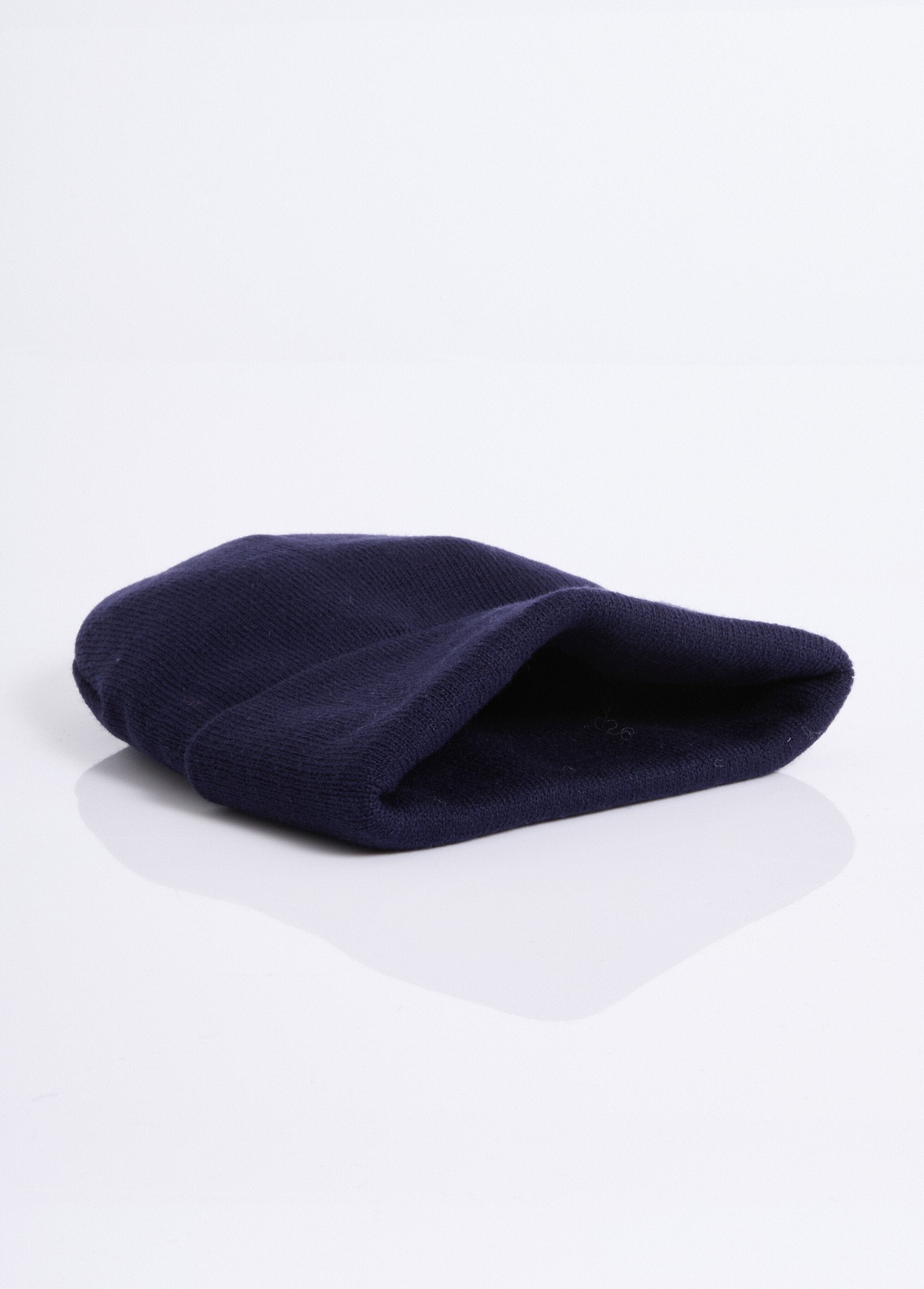Bonnet_en_maille_fines_cotes_à_revers_Marine_DE1_slim