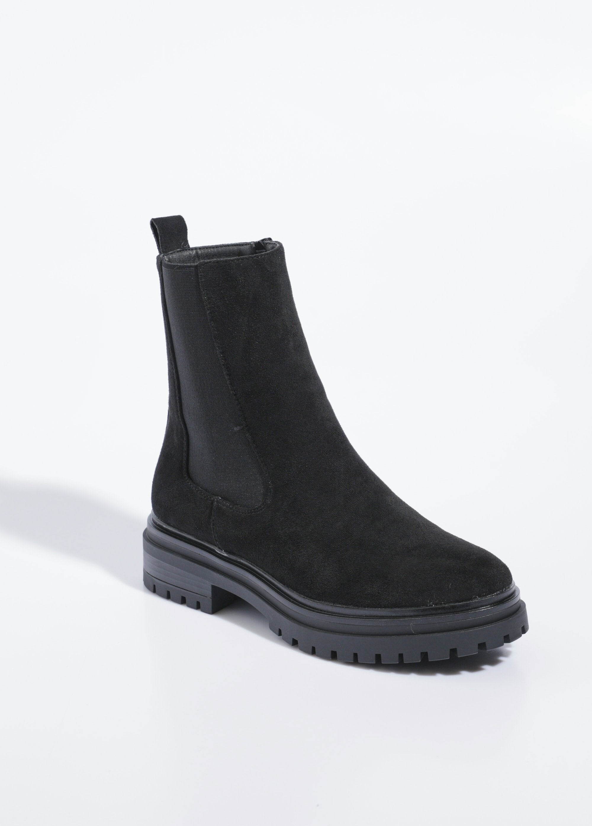 Botas_altas_Chelsea_com_sola_dentada_Noir_FA1_slim