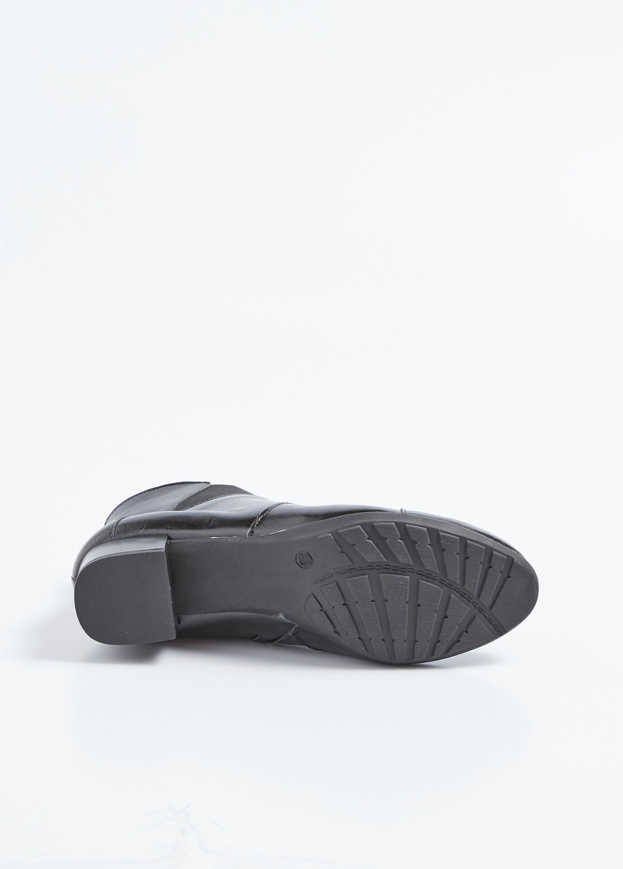 Boots_zippées_élastiquées_Noir_UN1_slim