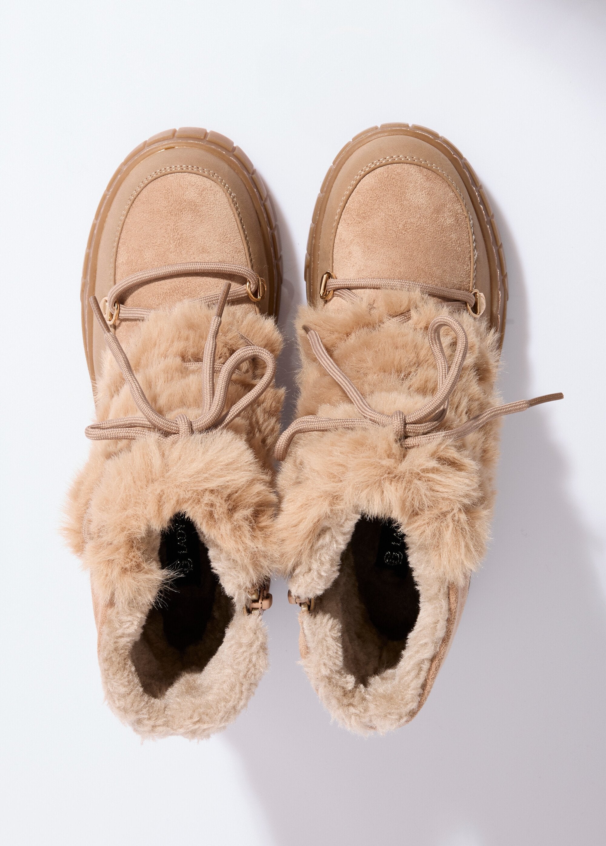 Botins_de_camurça_e_pele_sintética_Taupe_OV1_slim