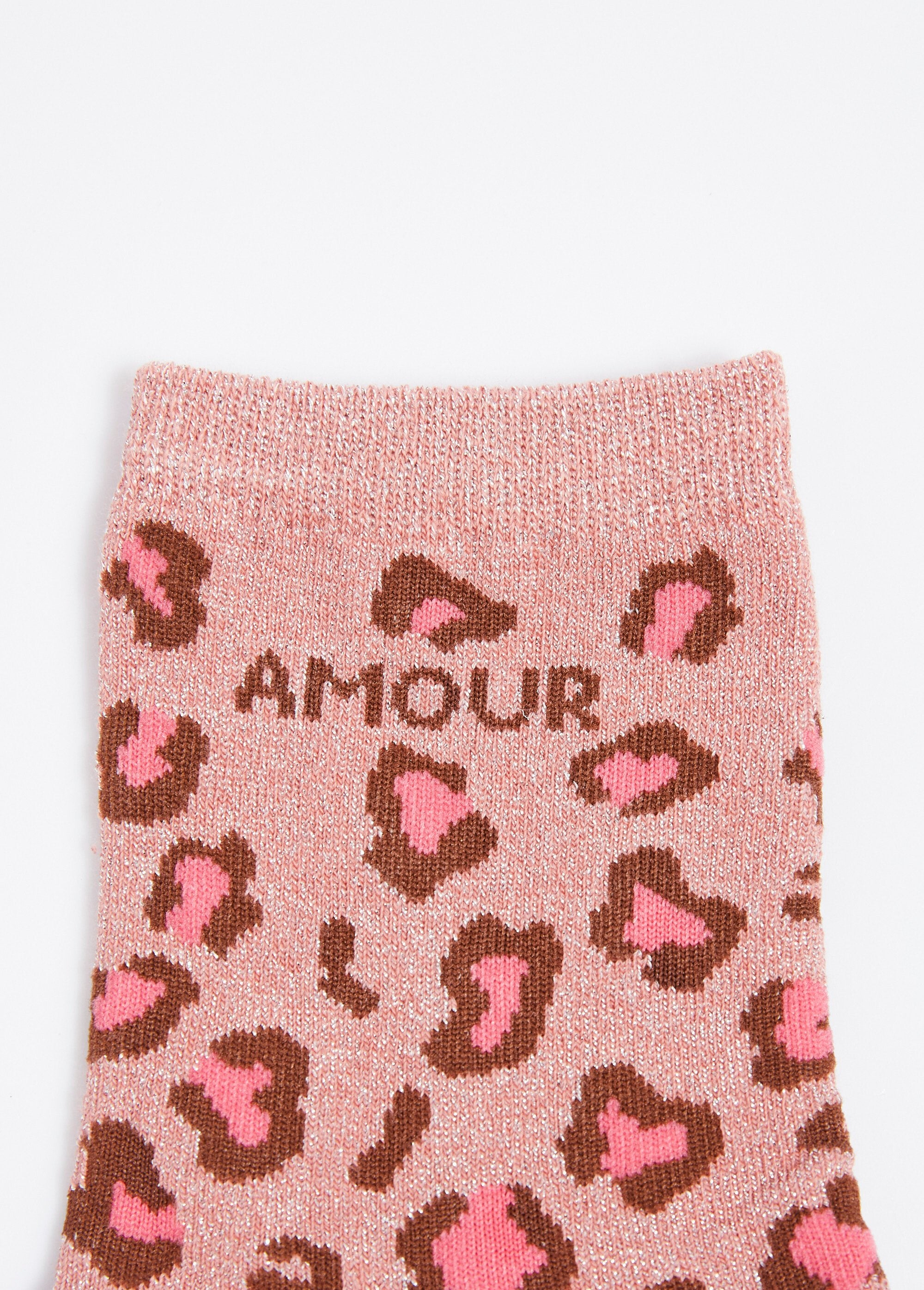 Meias_AMOUR,_estampa_de_oncinha_metálica_Rose_DE2_slim