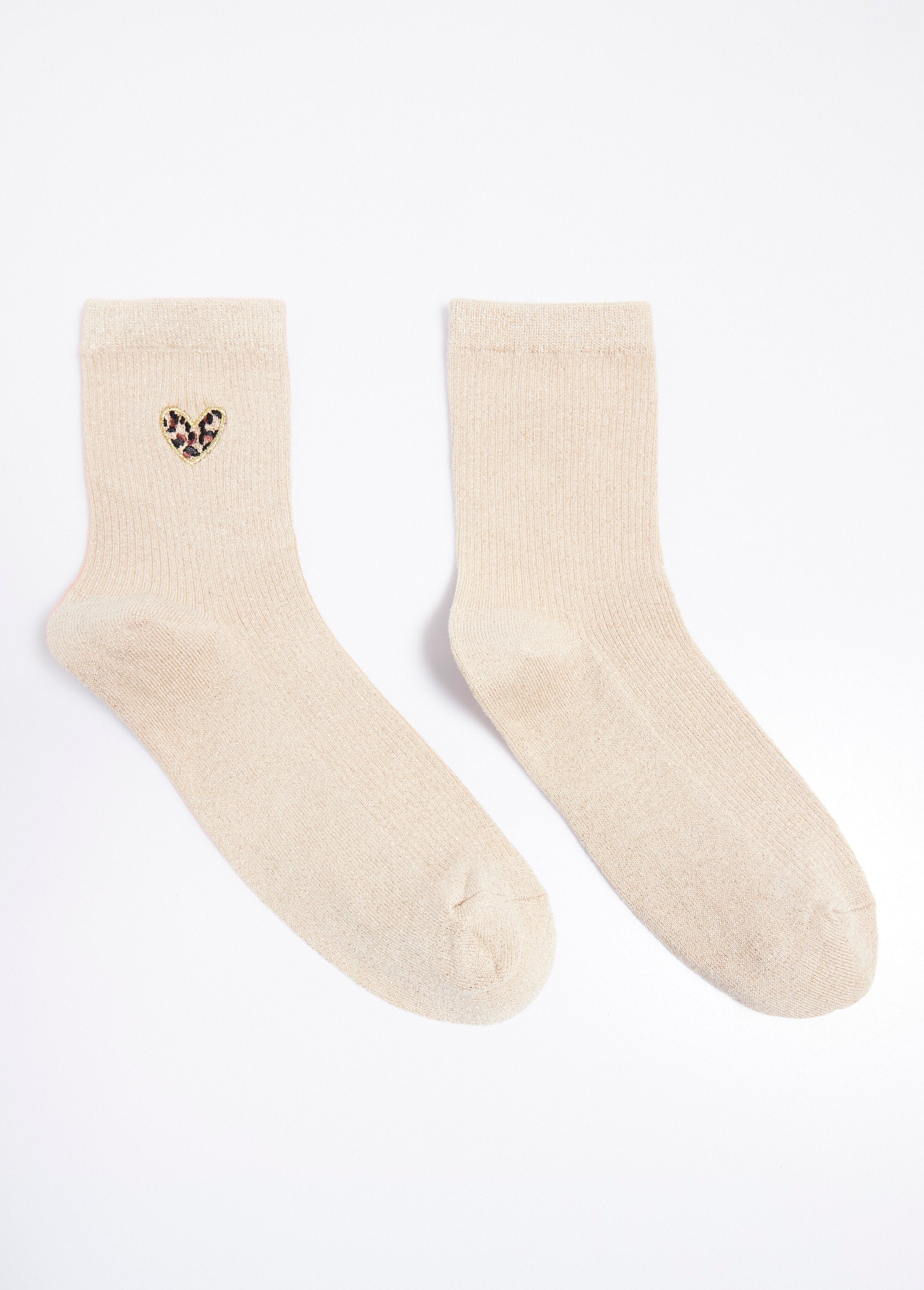 Meias_finas_caneladas_com_estampa_de_coração_de_leopardo_Beige_FA1_slim