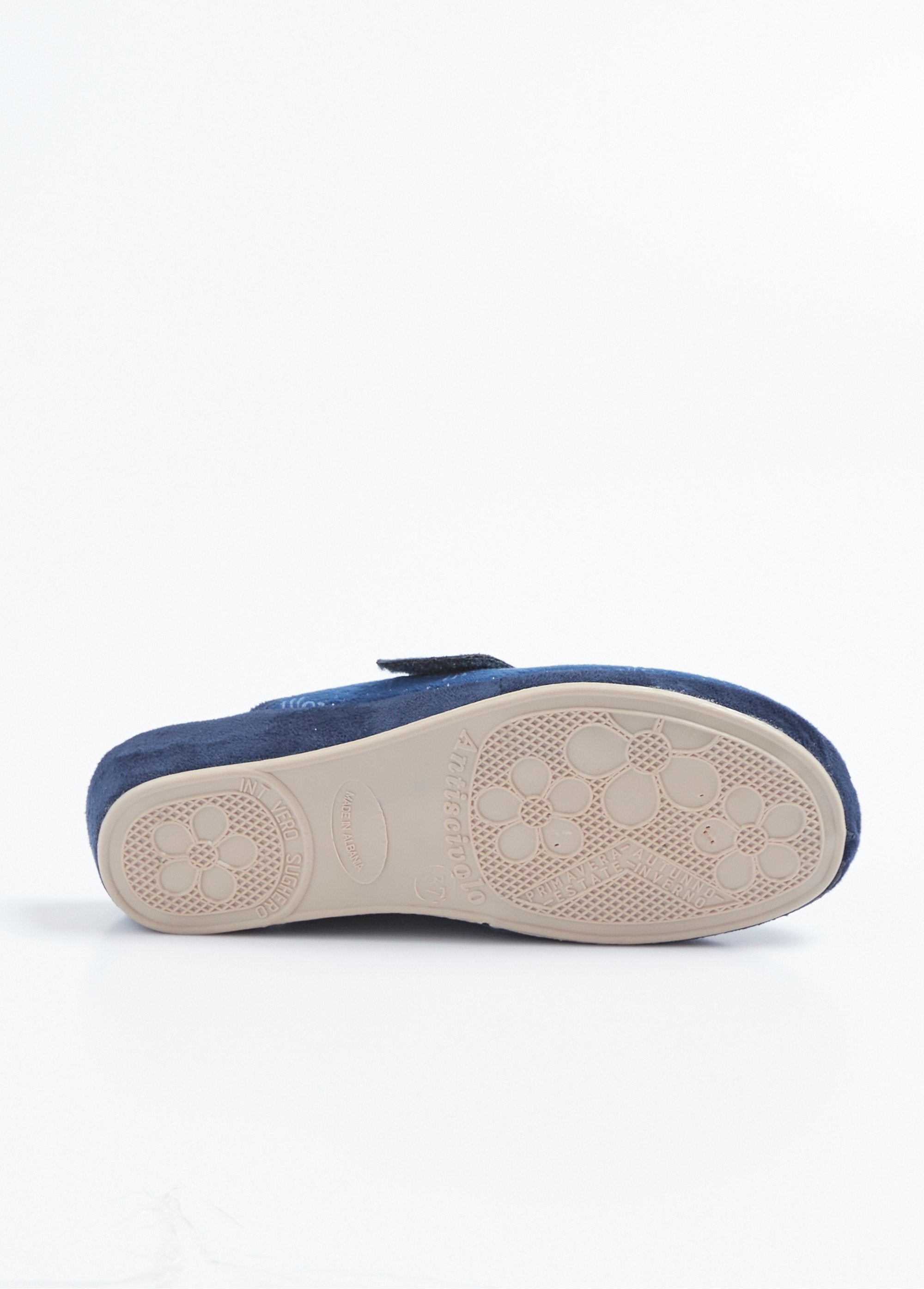 Chinelos_mule_de_velcro_com_largura_confortável_Bleu_UN1_slim