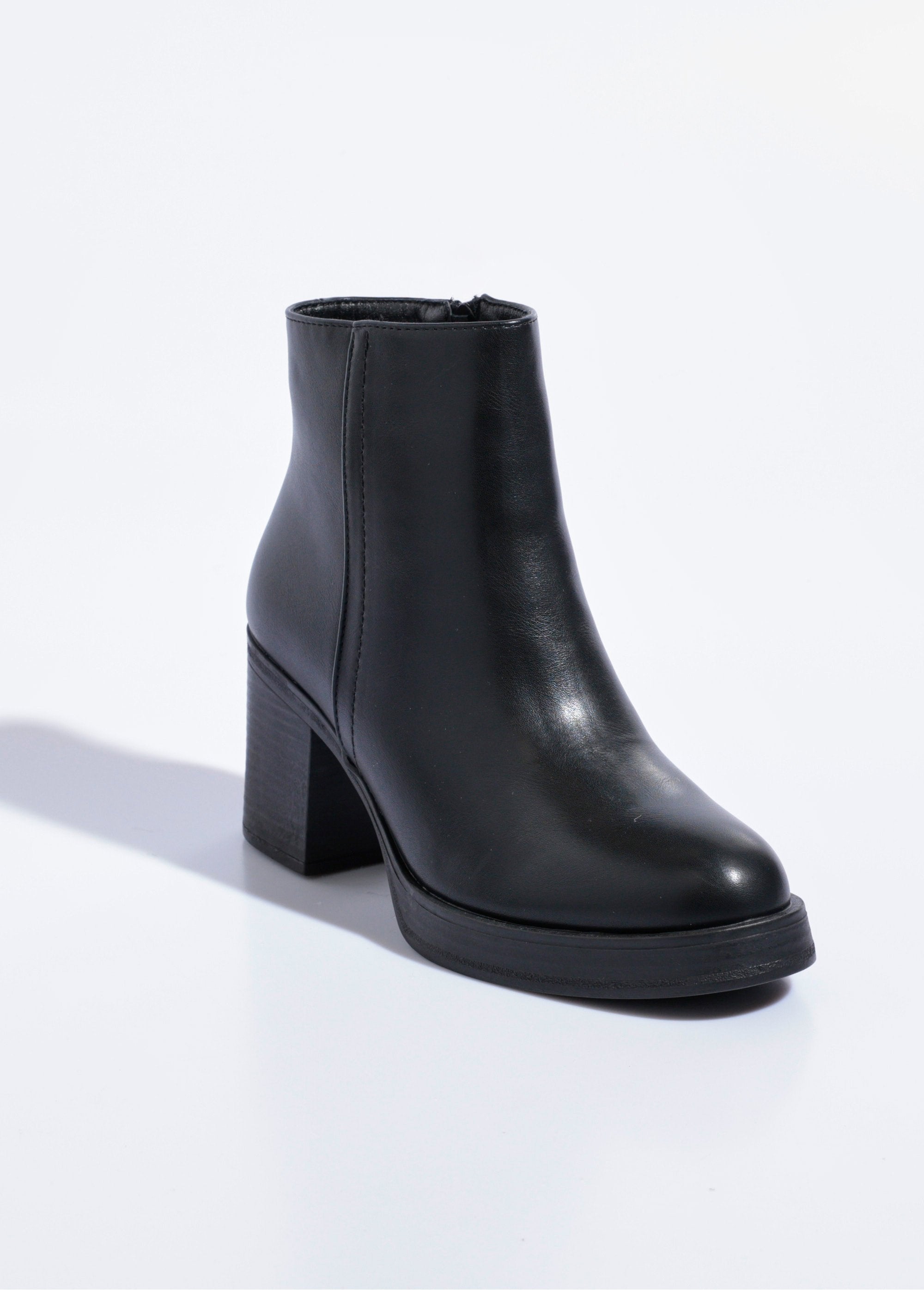 Botas_de_salto_bico_redondo_com_sola_grossa_Noir_FA1_slim