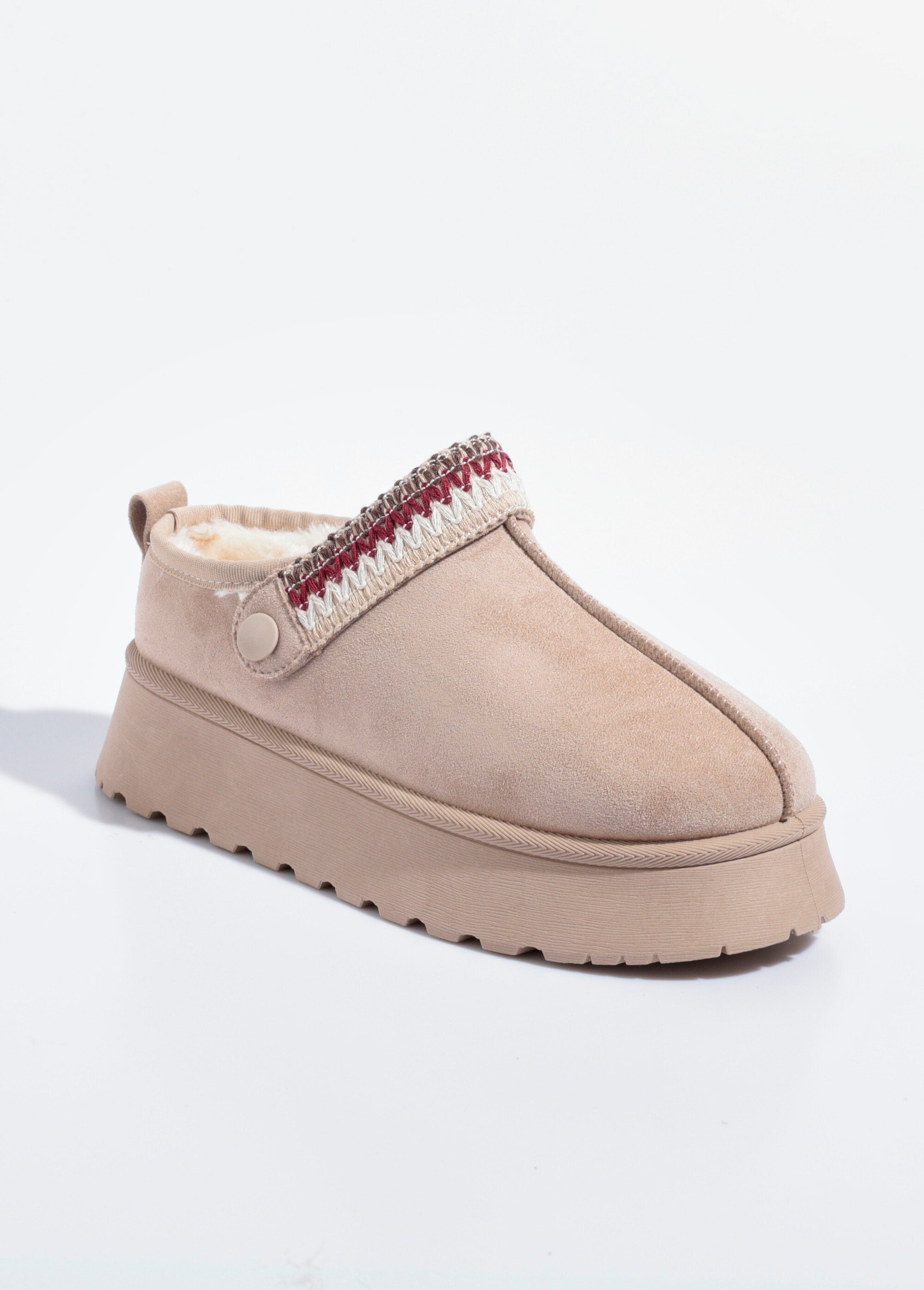 Mulas_de_cunha_forradas_com_pele_e_aba_elegante_Beige_FA1_slim