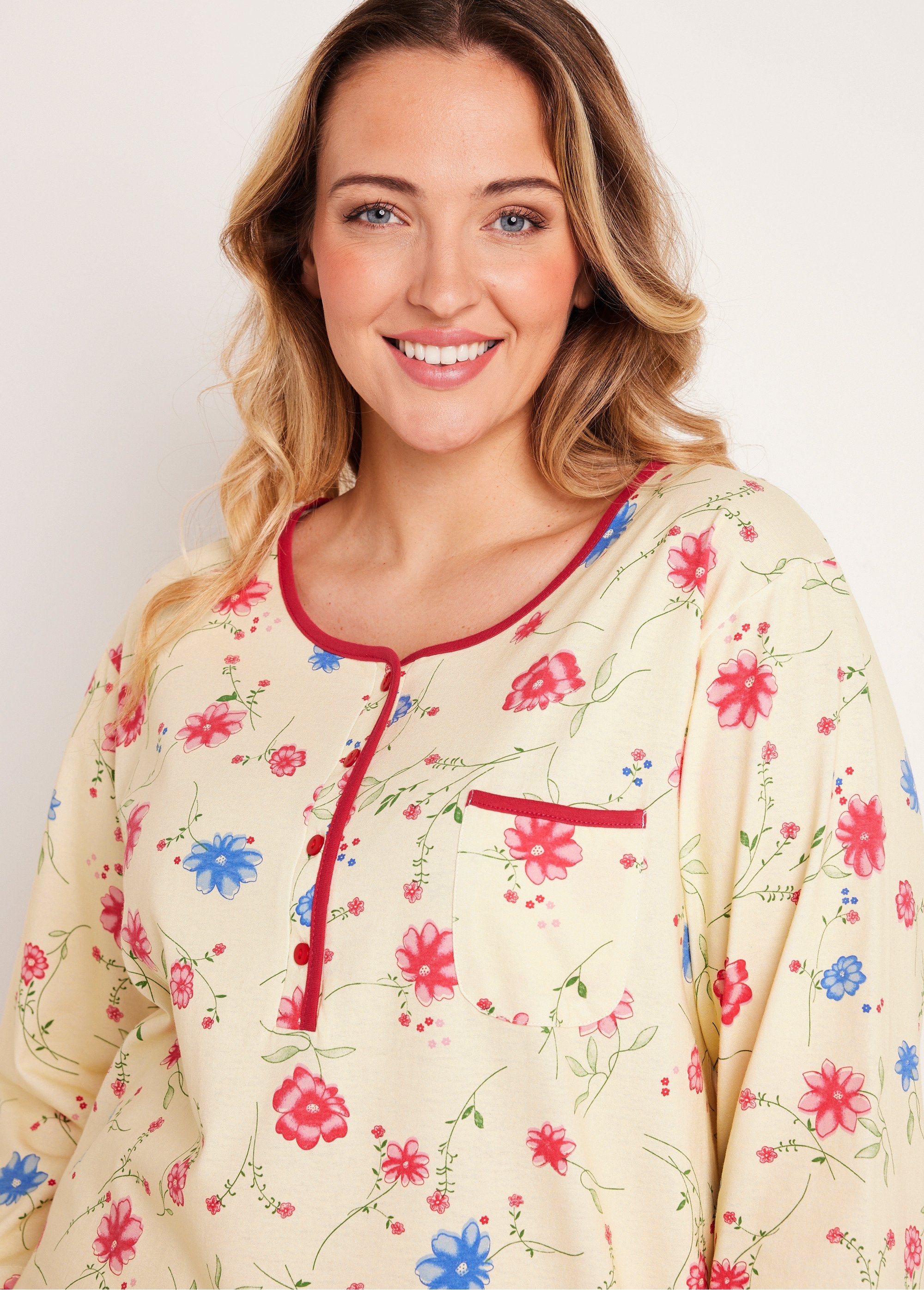 Camisola_de_algodão_floral_manga_3/4_Fundo_amarelo_DE1_curvy