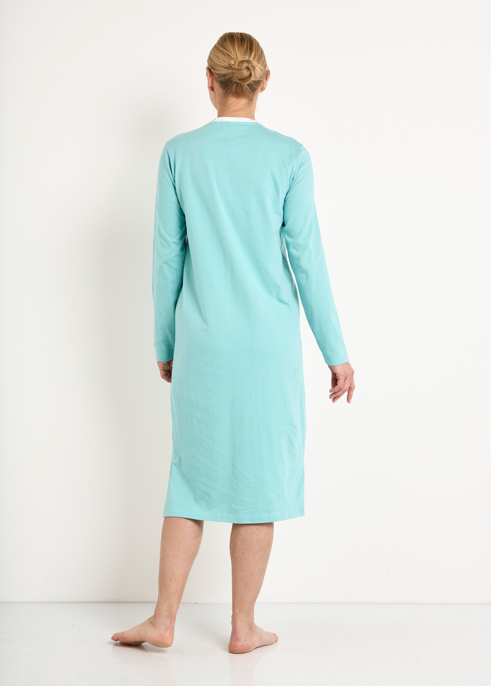 Camisola_de_algodão_com_botões_e_comprimento_médio_Aqua_DO1_slim