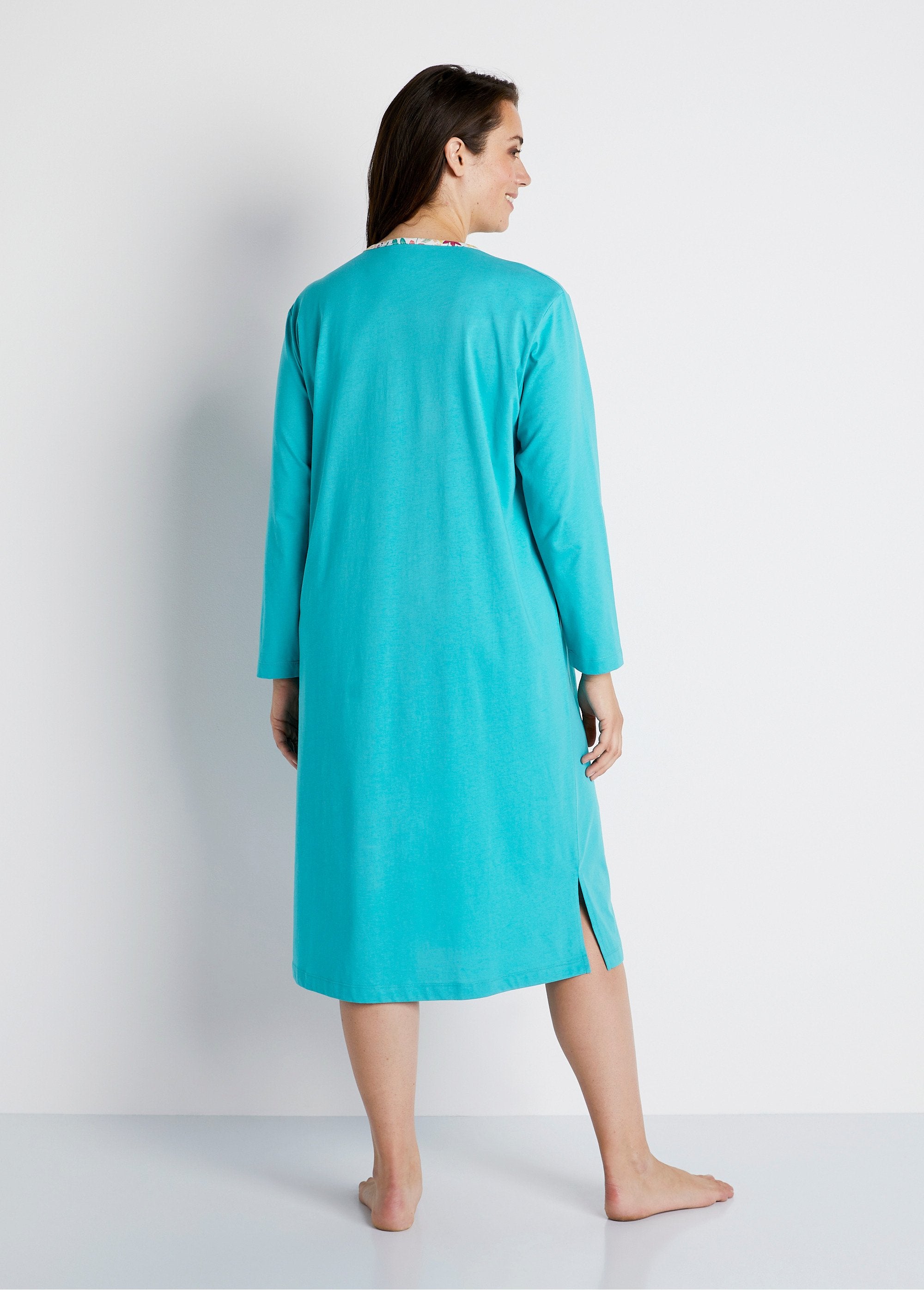 Chemise_de_nuit_mi-longue_manches_longues_Vert_canard_DO1_curvy