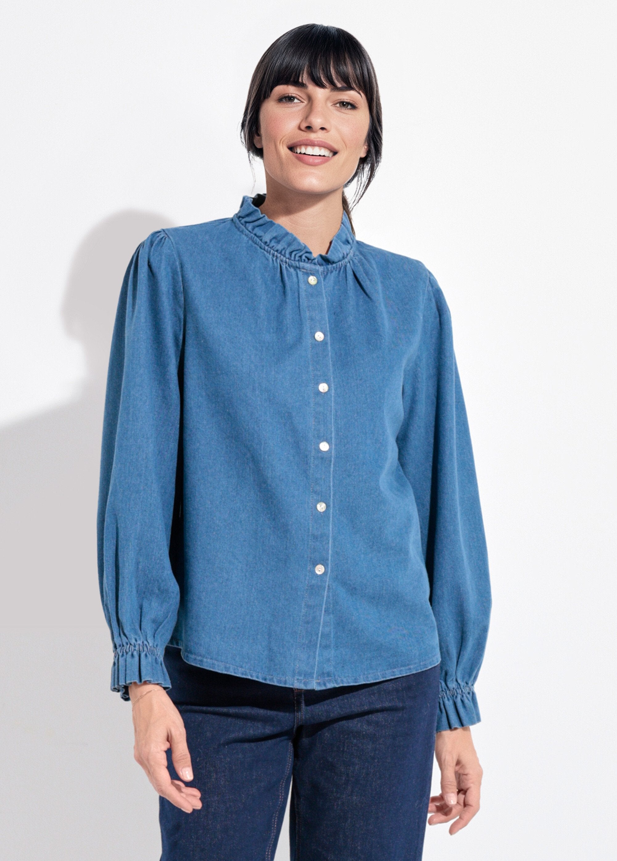Camisa_jeans_com_botões_e_gola_franzida_Denim_FA1_slim