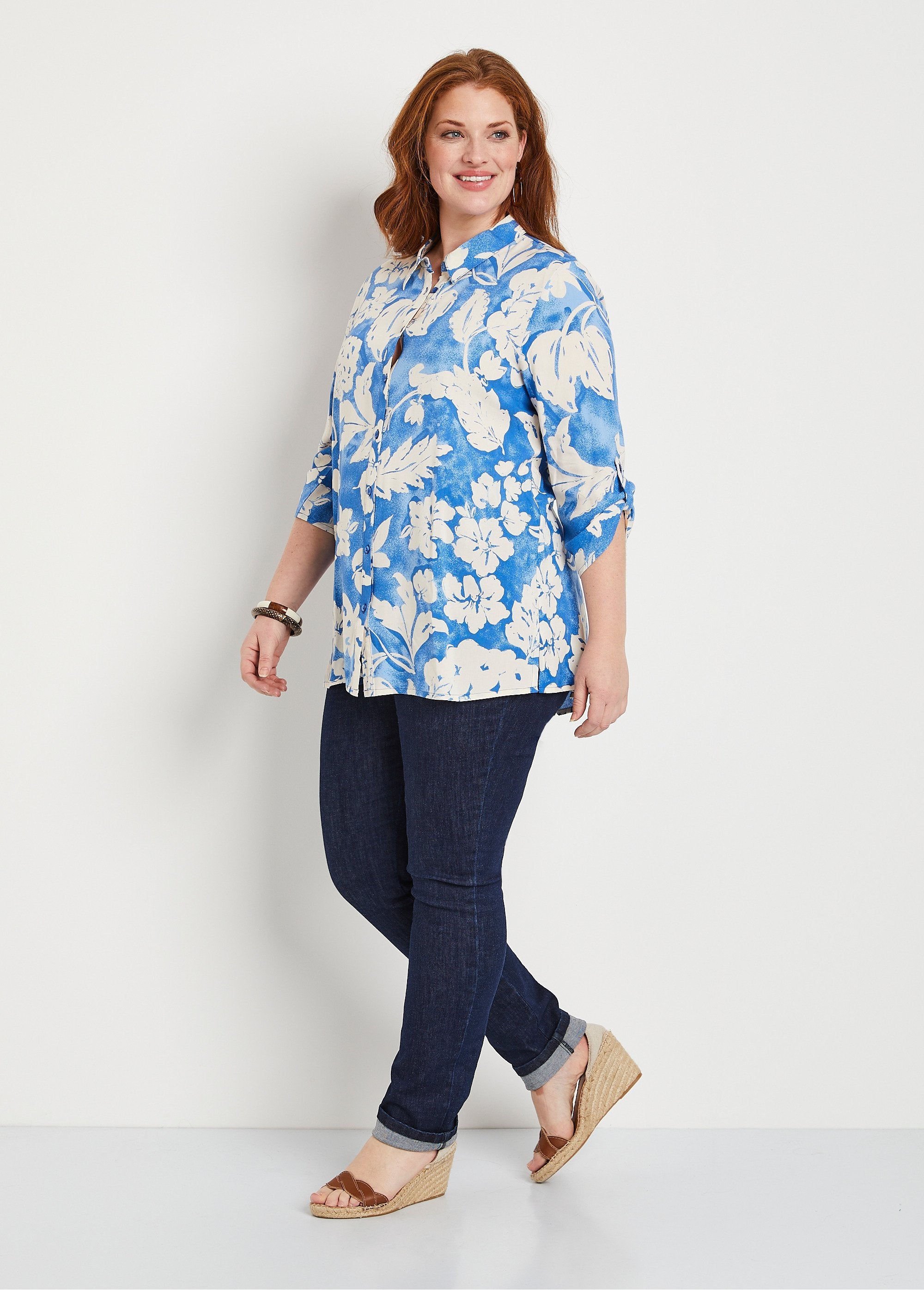 Blusa_longa_floral_solta_Azul_e_branco_SF1_curvy