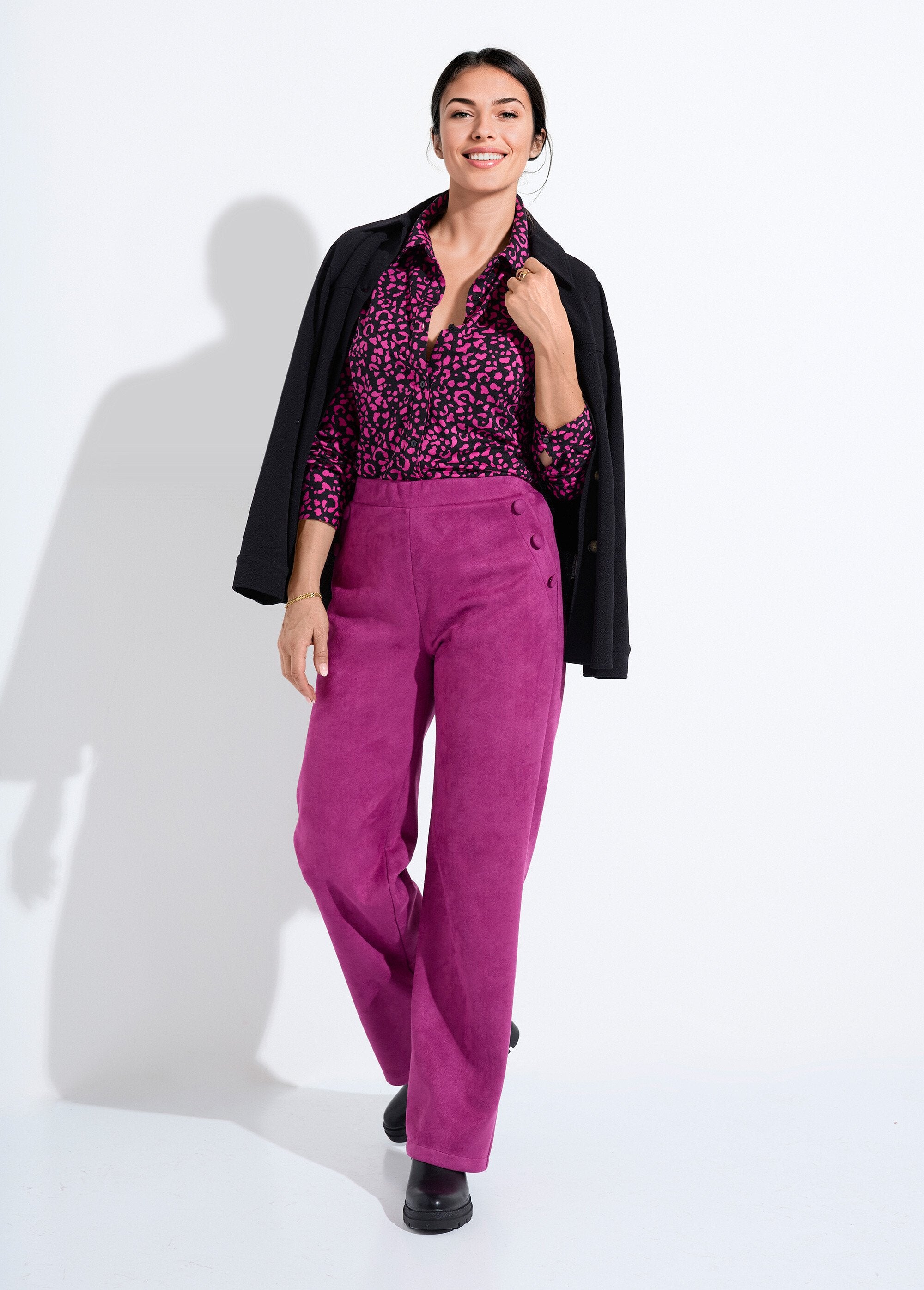 Blusa_de_malha_quentinha_com_estampa_de_pele_de_animal_Noir_et_fuchsia_SF1_slim