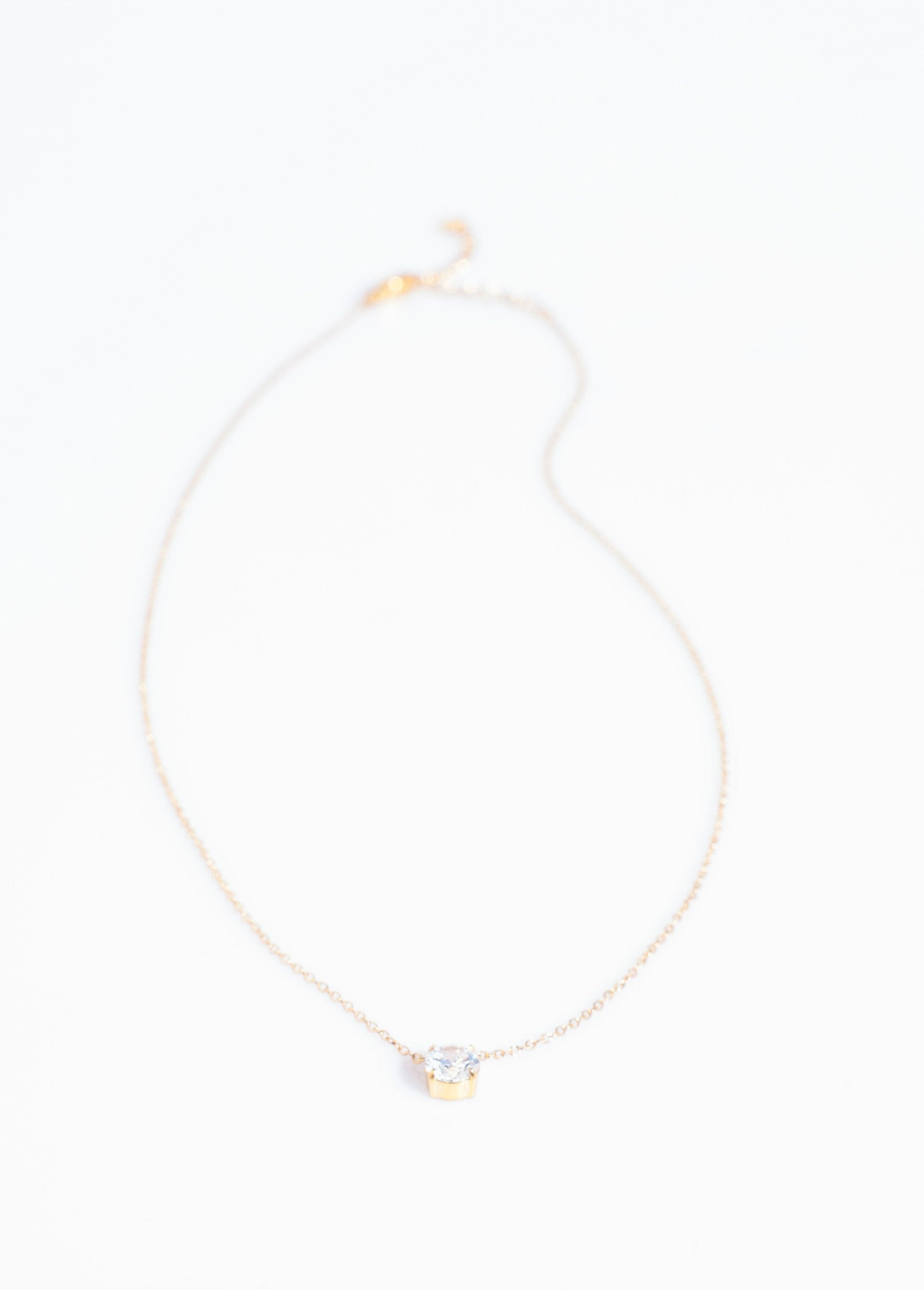 Colar_de_aço_inoxidável_com_zircônia_Dore_DE1_slim