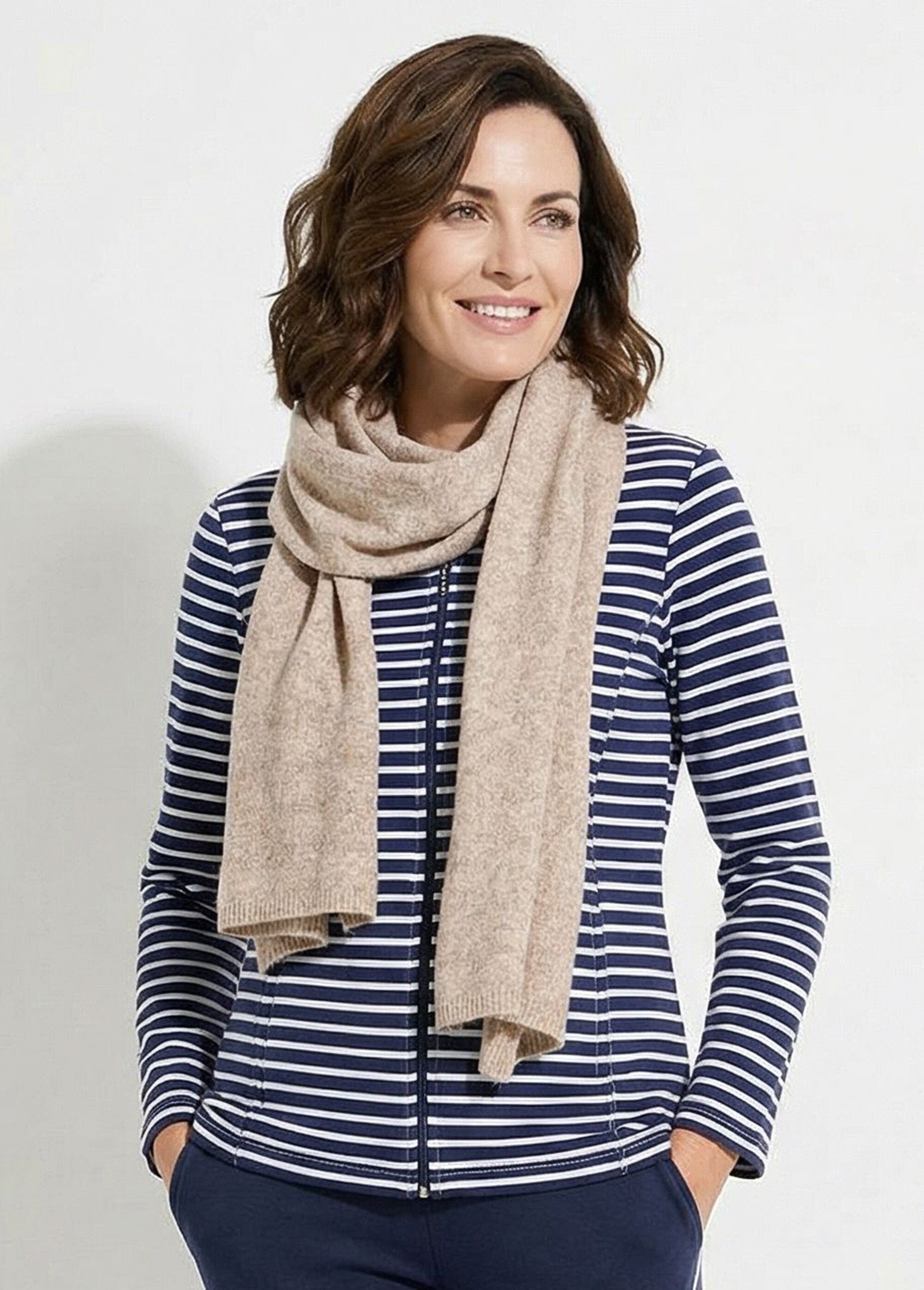 Cachecol_de_malha_quente_com_lã_Beige_chine_FA1_slim