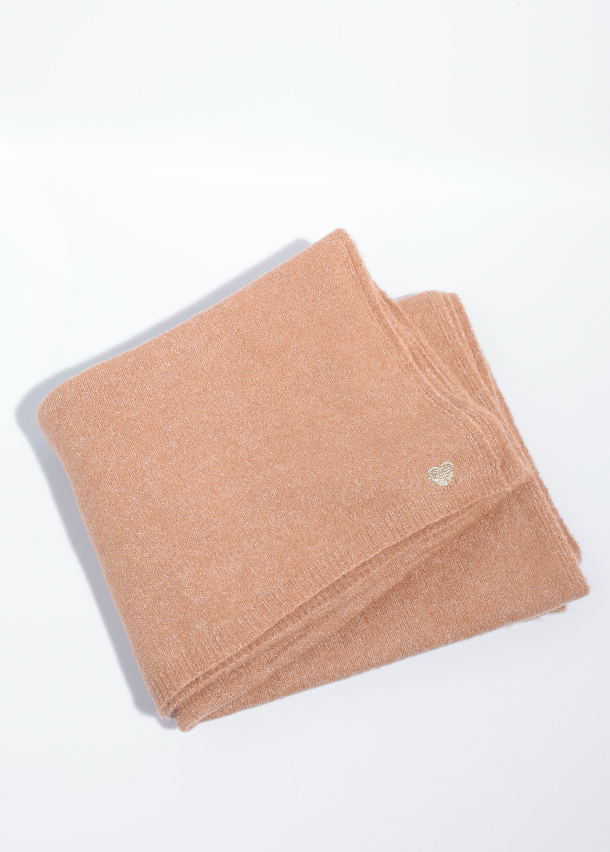 Cachecol_de_lã_quente_com_nervuras_finas_Camel_AP1_slim