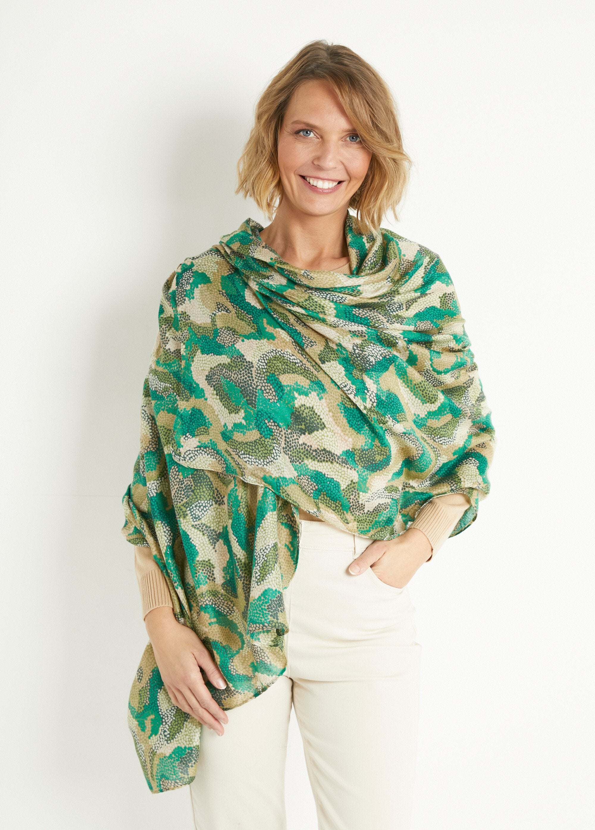 Foulard_imprimé_motif_pailleté_Vert_FA2_slim