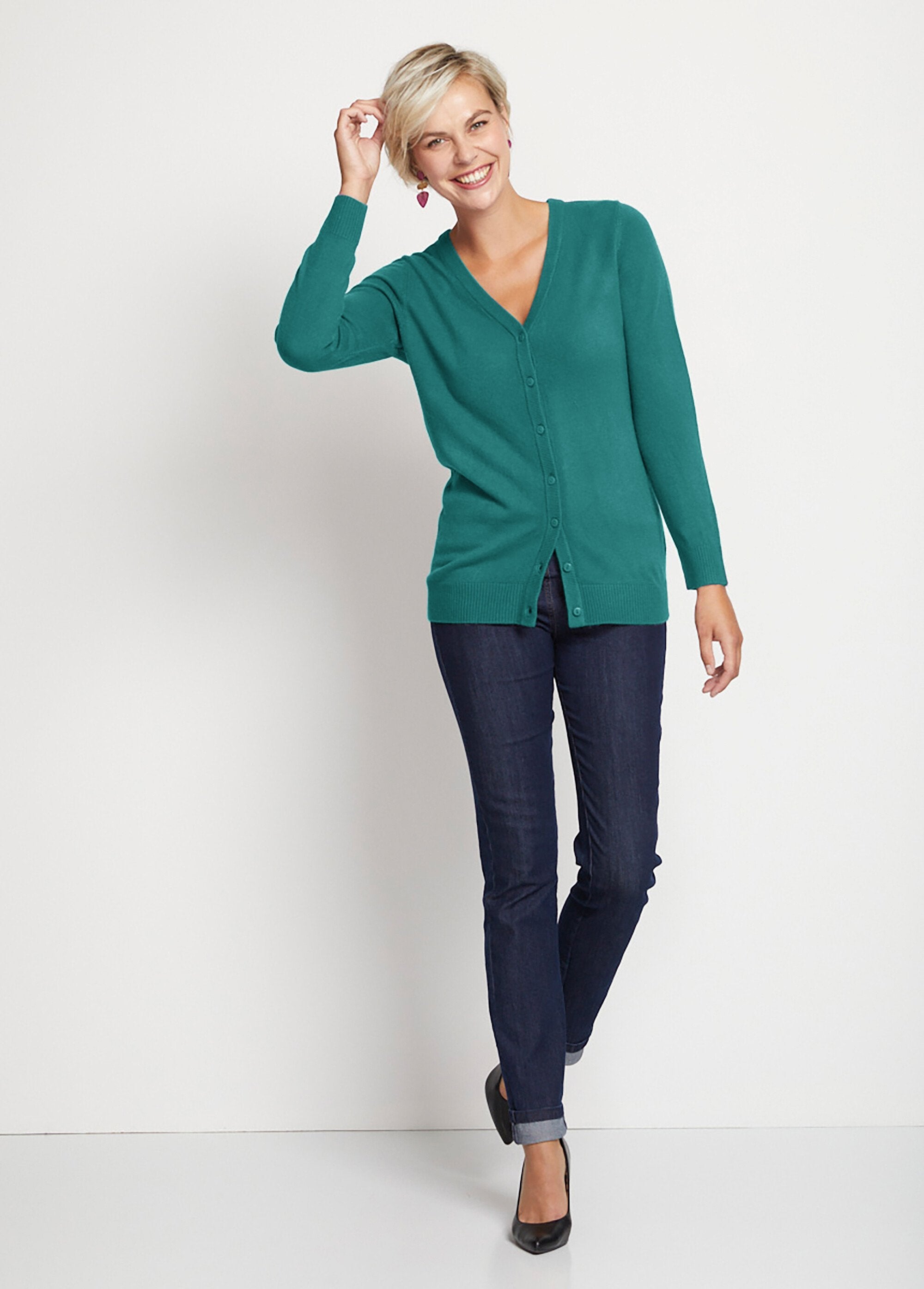 Cardigan_de_malha_macia_com_botões_e_comprimento_médio_VERDE_SF1_slim