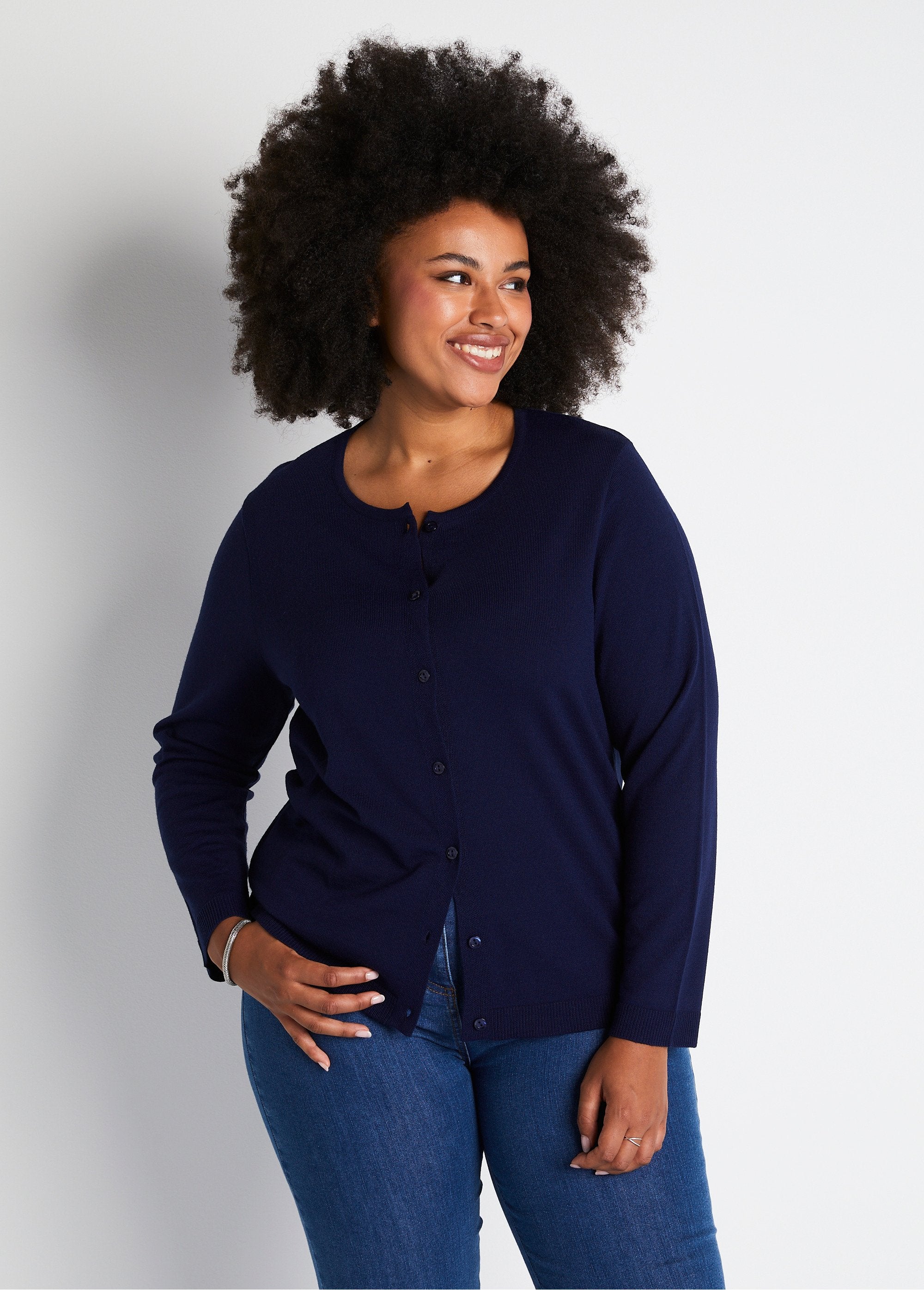 Colete_cardigan_curto_liso_com_botões_Marinho_FA1_curvy