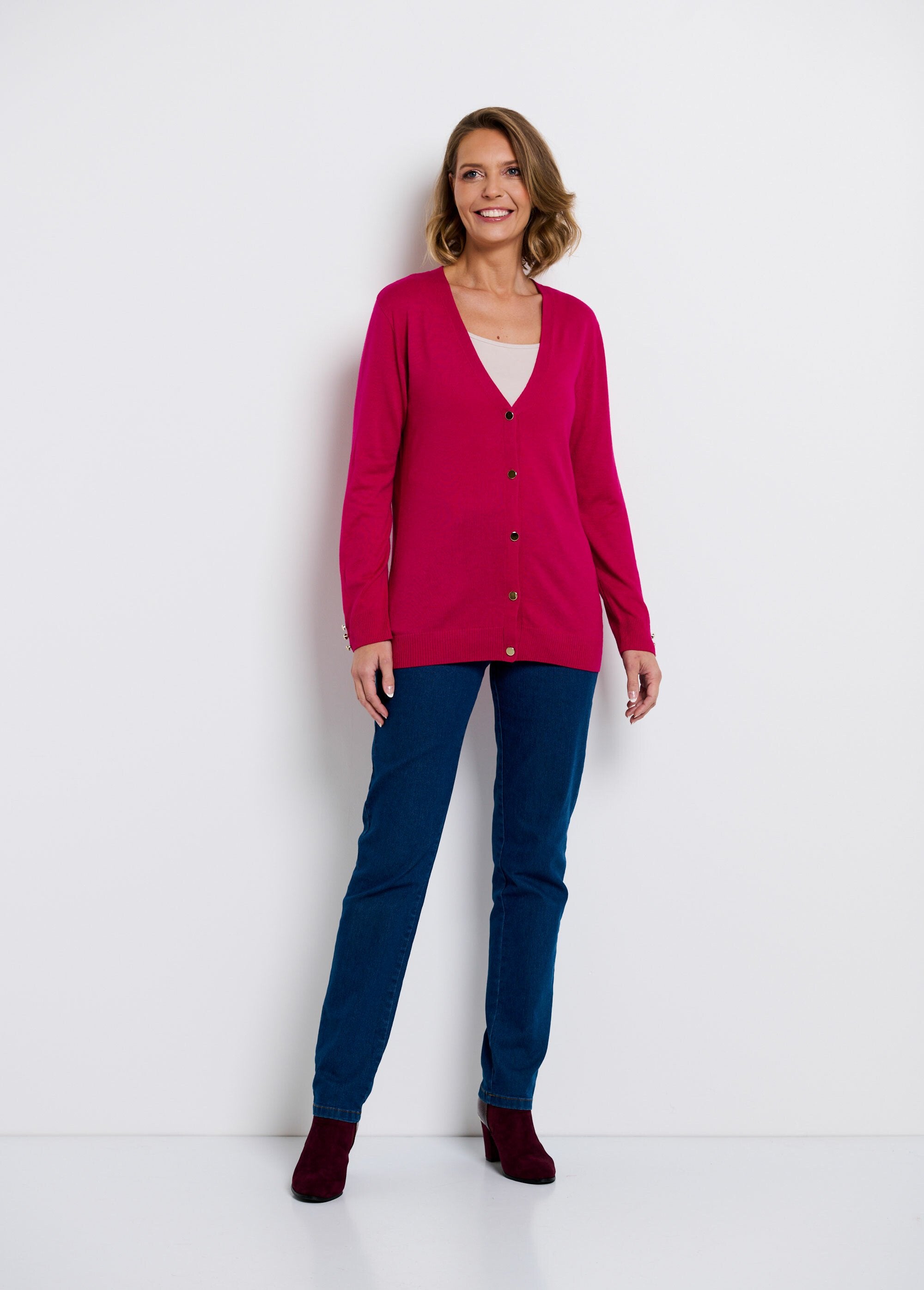 Cardigan_fino_com_decote_em_V_e_botões_em_jersey_liso_com_lã_merino_Cassis_SF1_slim