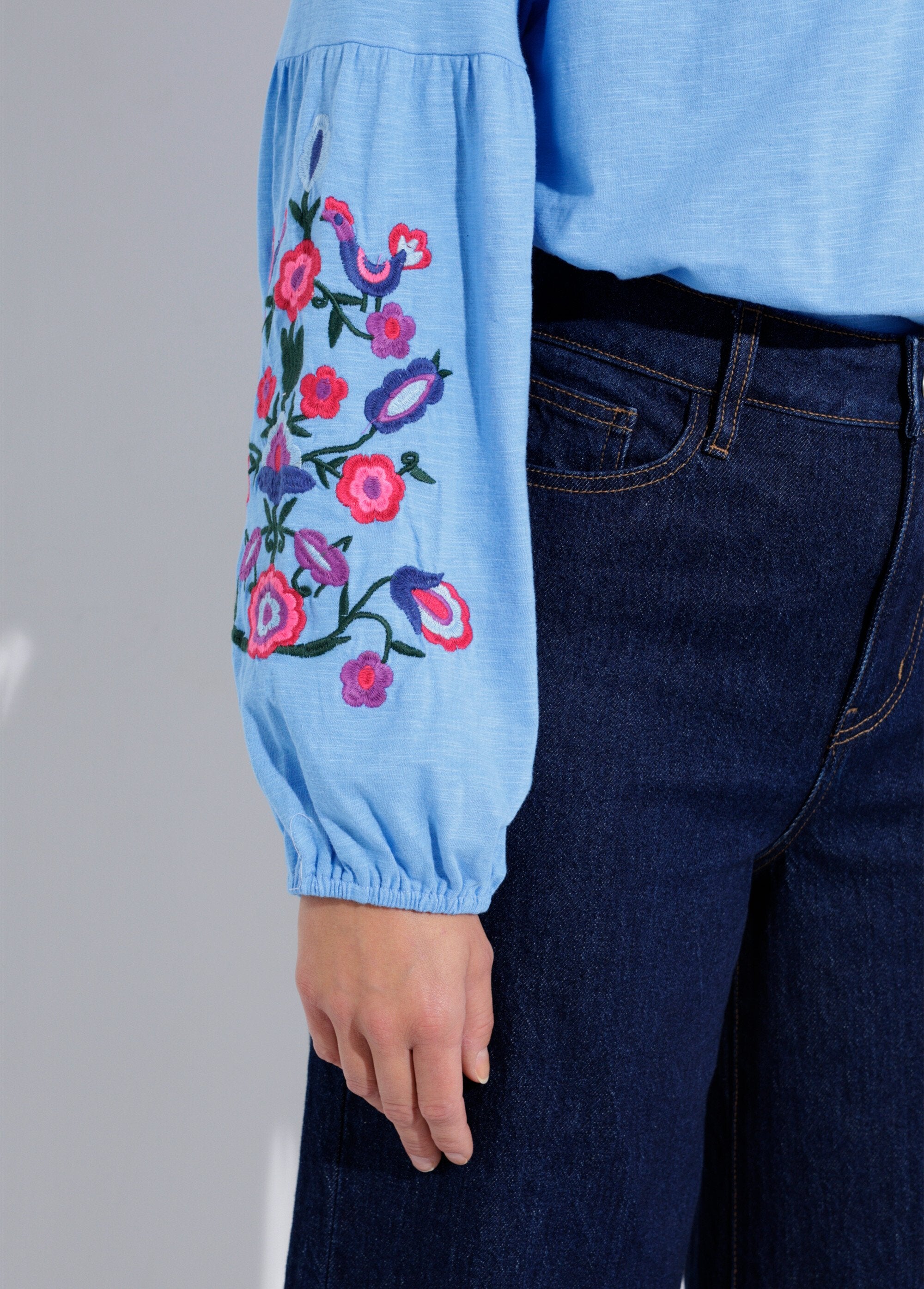 Jean_5_poches_jambes_larges_taille_haute_Brut_DE1_slim