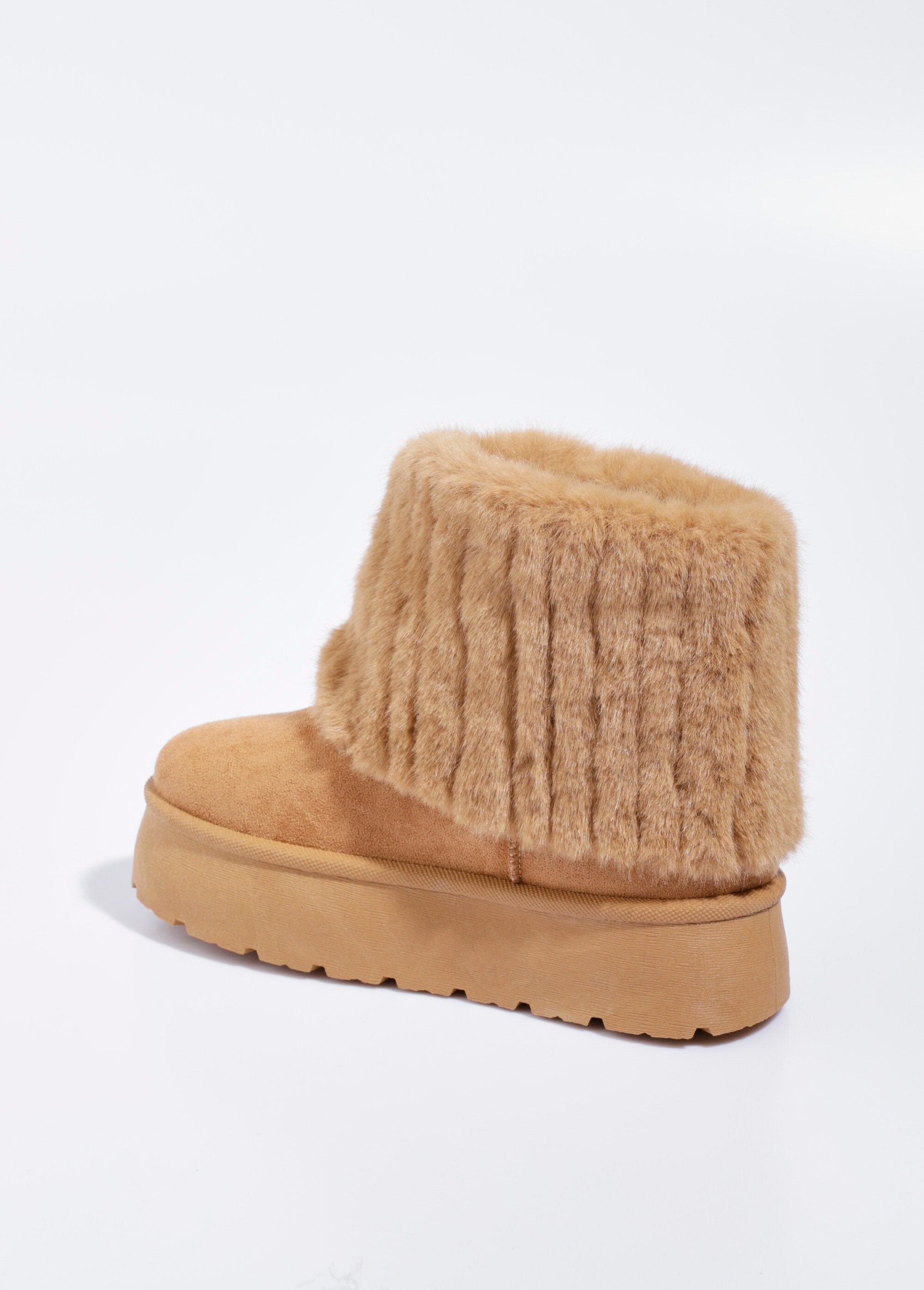 Botas_de_cunha_em_pele_sintética_Camel_DO1_slim