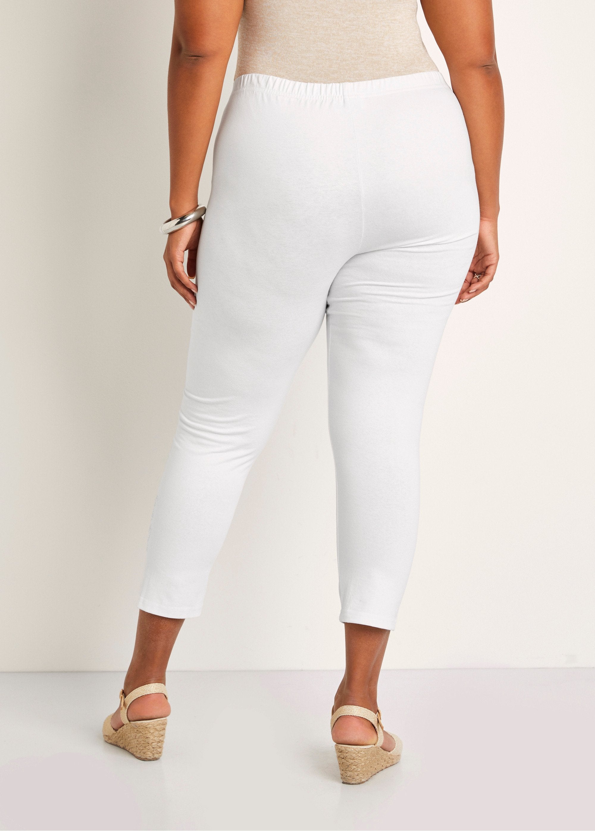 Legging_curta_lisa_com_cós_elástico_BRANCO_DO1_curvy