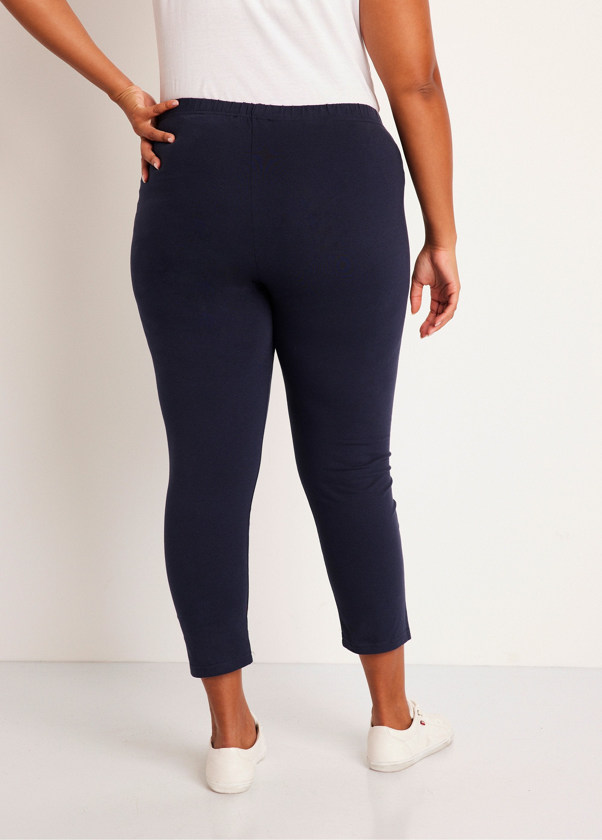 Legging_curta_lisa_com_cós_elástico_Marinho_DO1_curvy