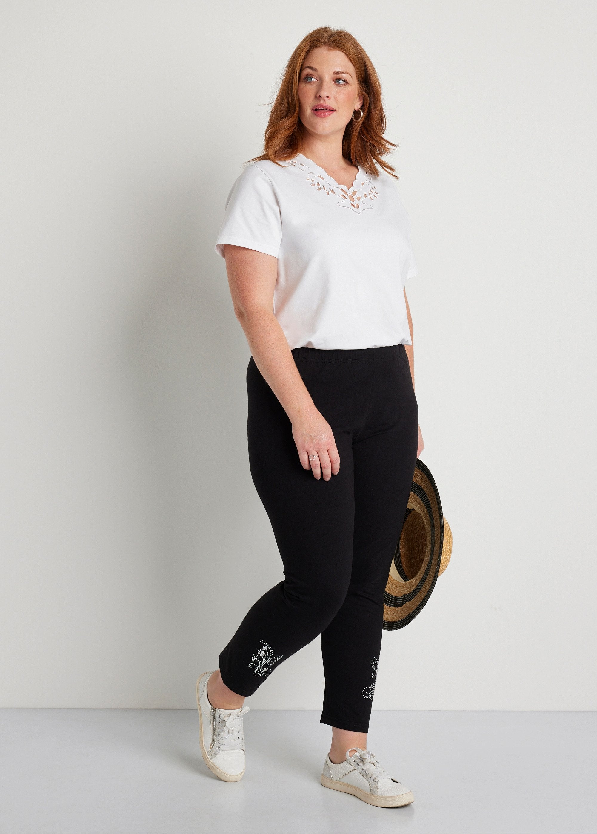 Legging_curta_lisa_com_cós_elástico_PRETO_SF1_curvy