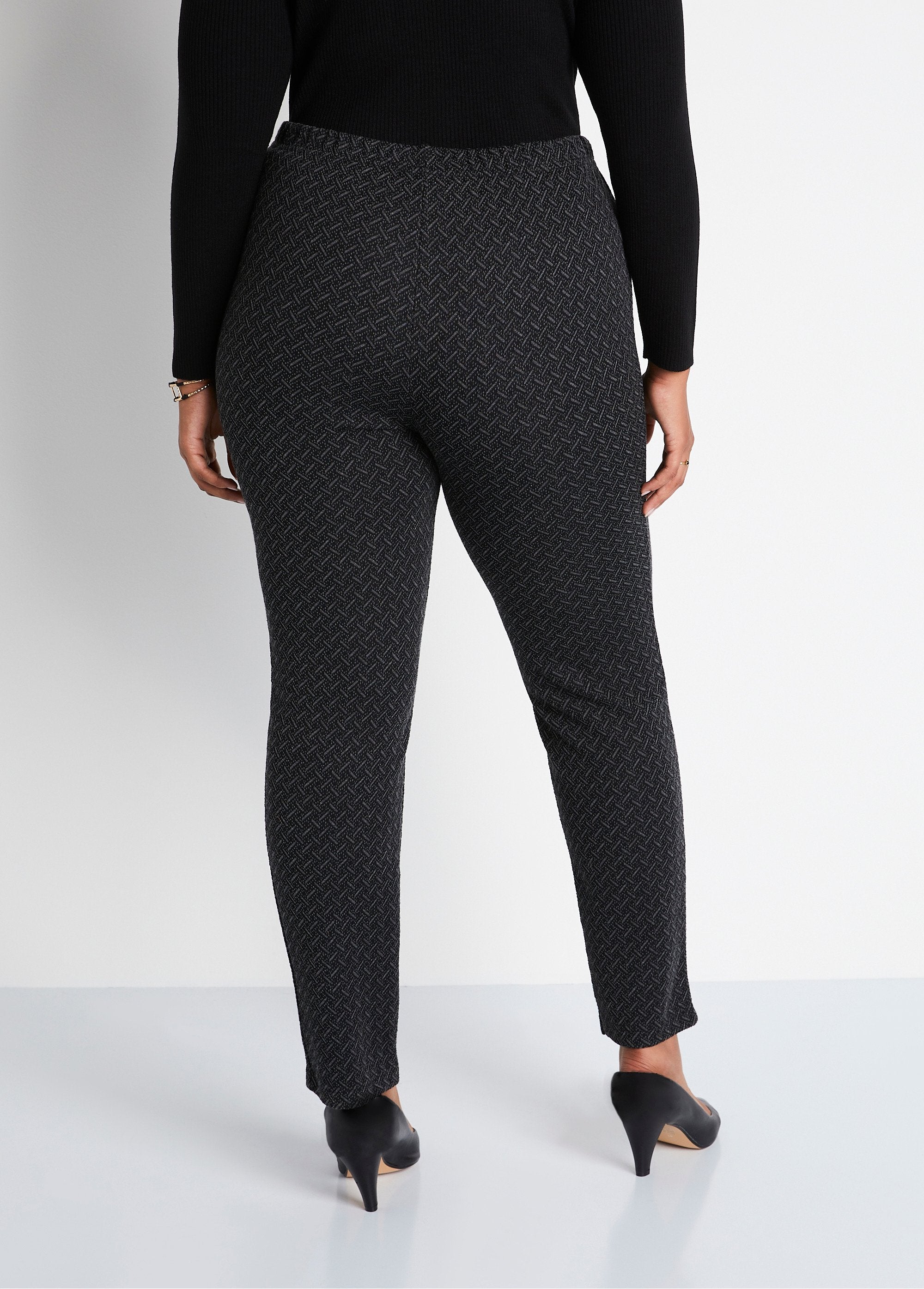 Legging_reta_com_cós_elástico_e_lã_Preto_e_antracite_DO1_curvy