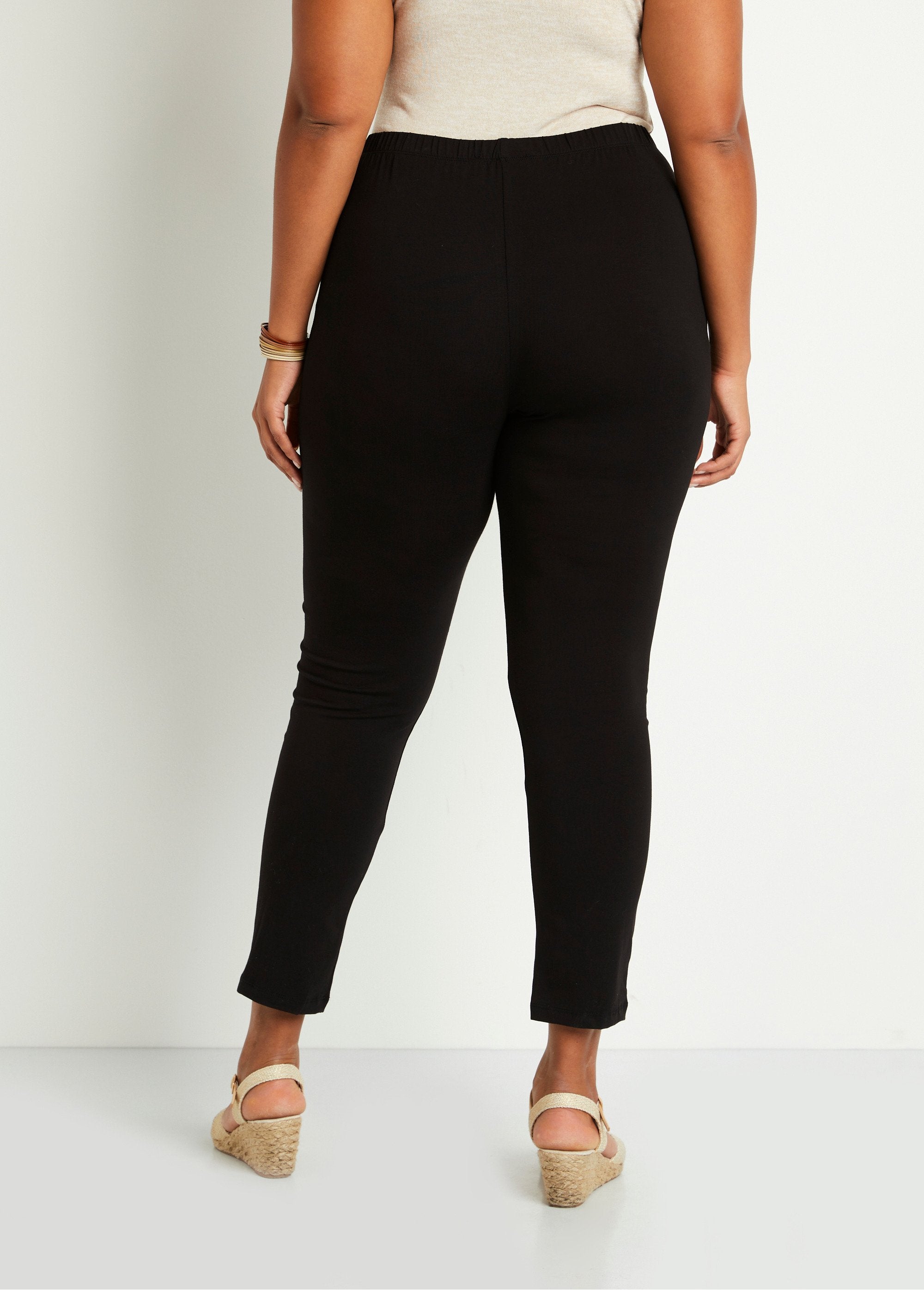 Legging_estampada_com_cós_elástico_Preto_liso_DO1_curvy