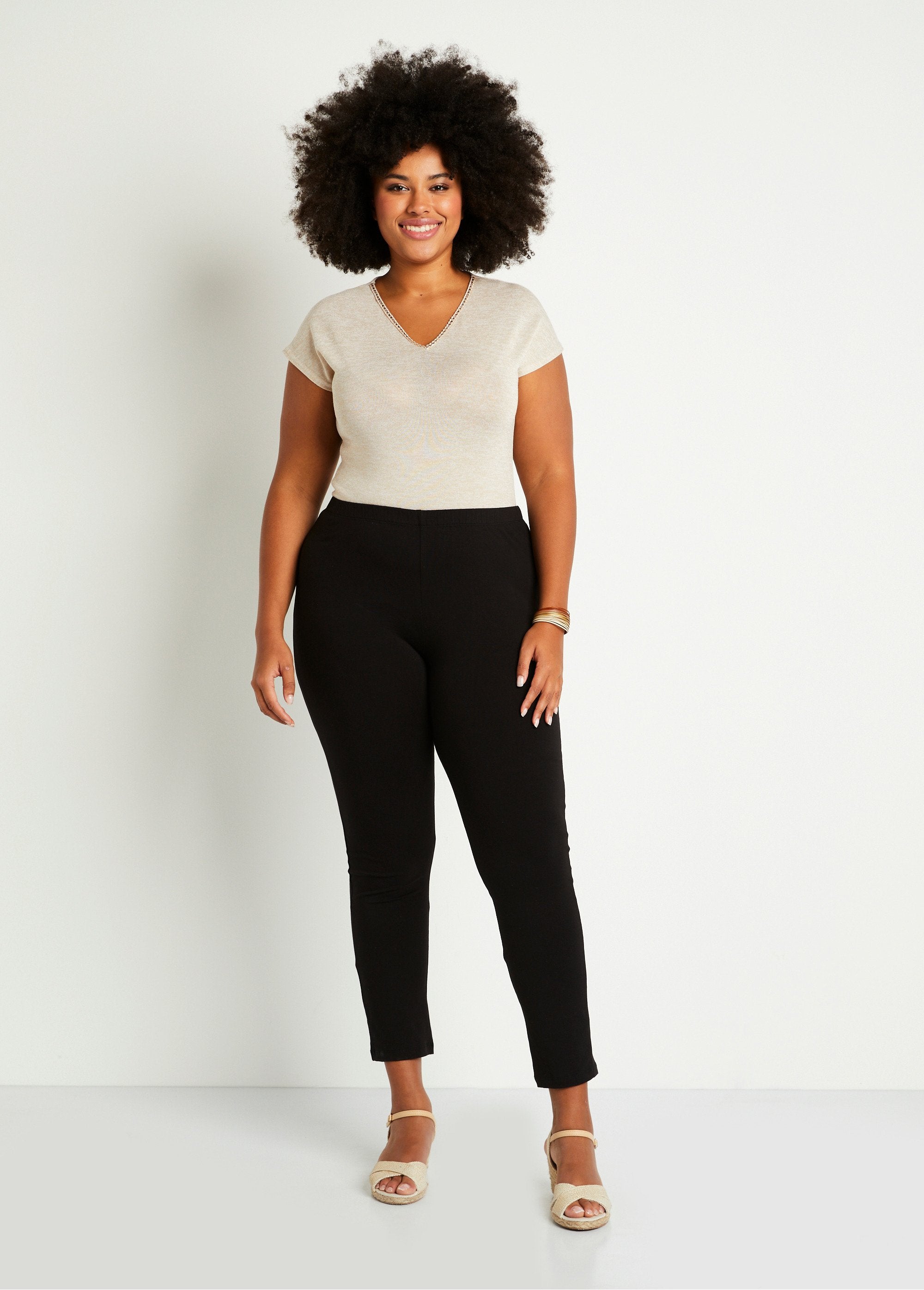 Legging_estampada_com_cós_elástico_Preto_liso_SF1_curvy