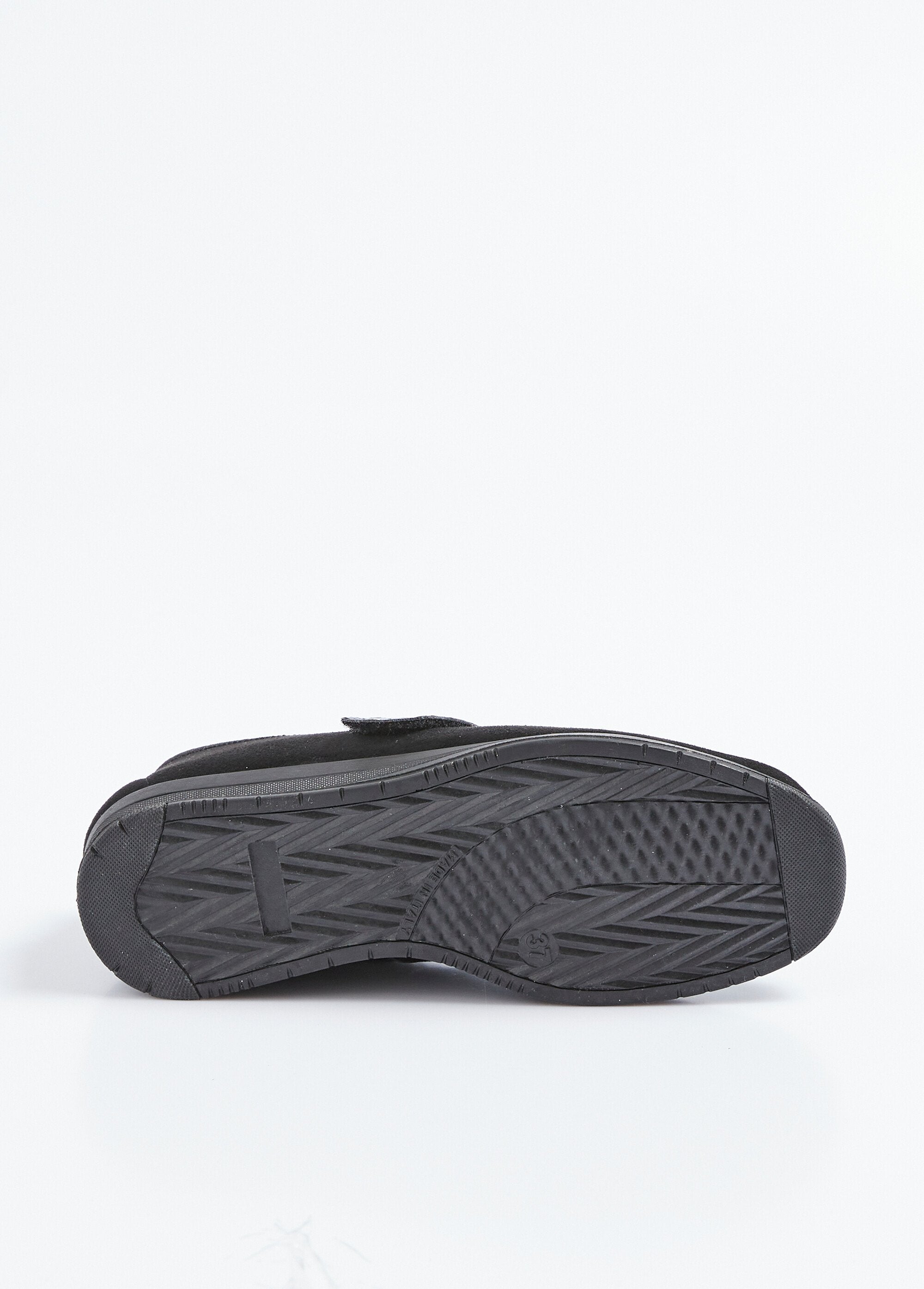 Mocassin_élastiqués_scratchés_largeur_confort_emboîtants_Noir_UN1_slim