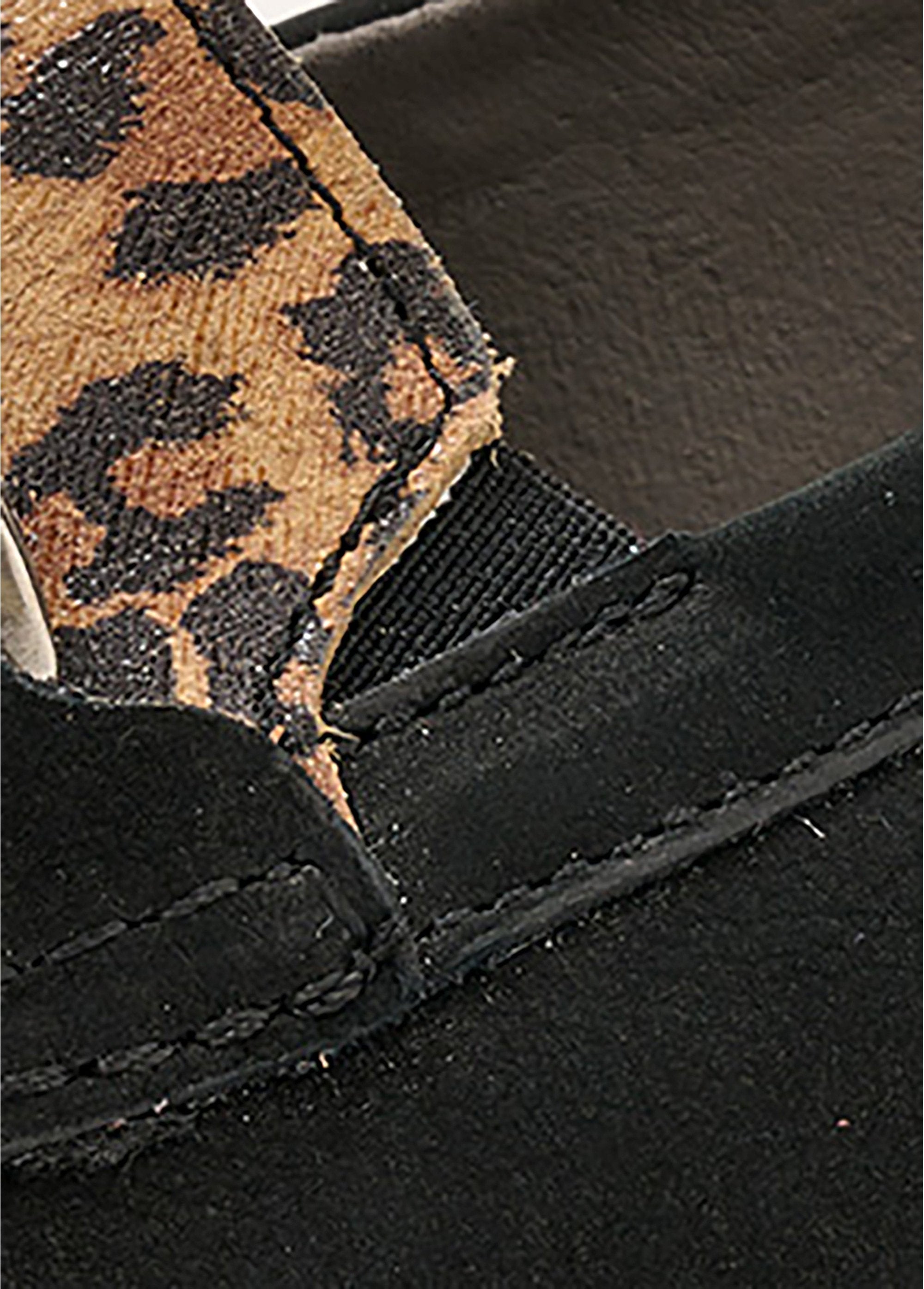 Mocassins_largos_em_pele_com_elos_de_corrente_Leopardo_DE1_slim