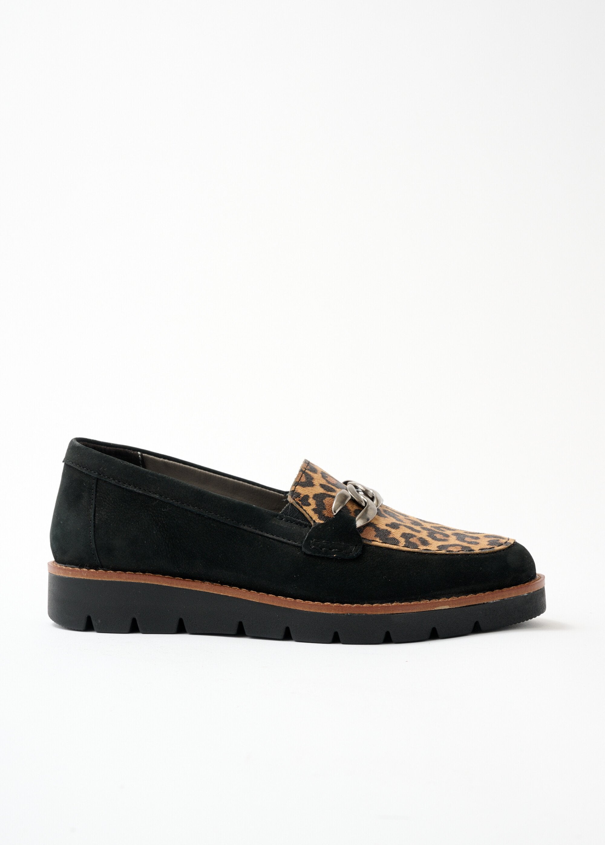 Mocassins_largos_em_pele_com_elos_de_corrente_Leopardo_DR1_slim