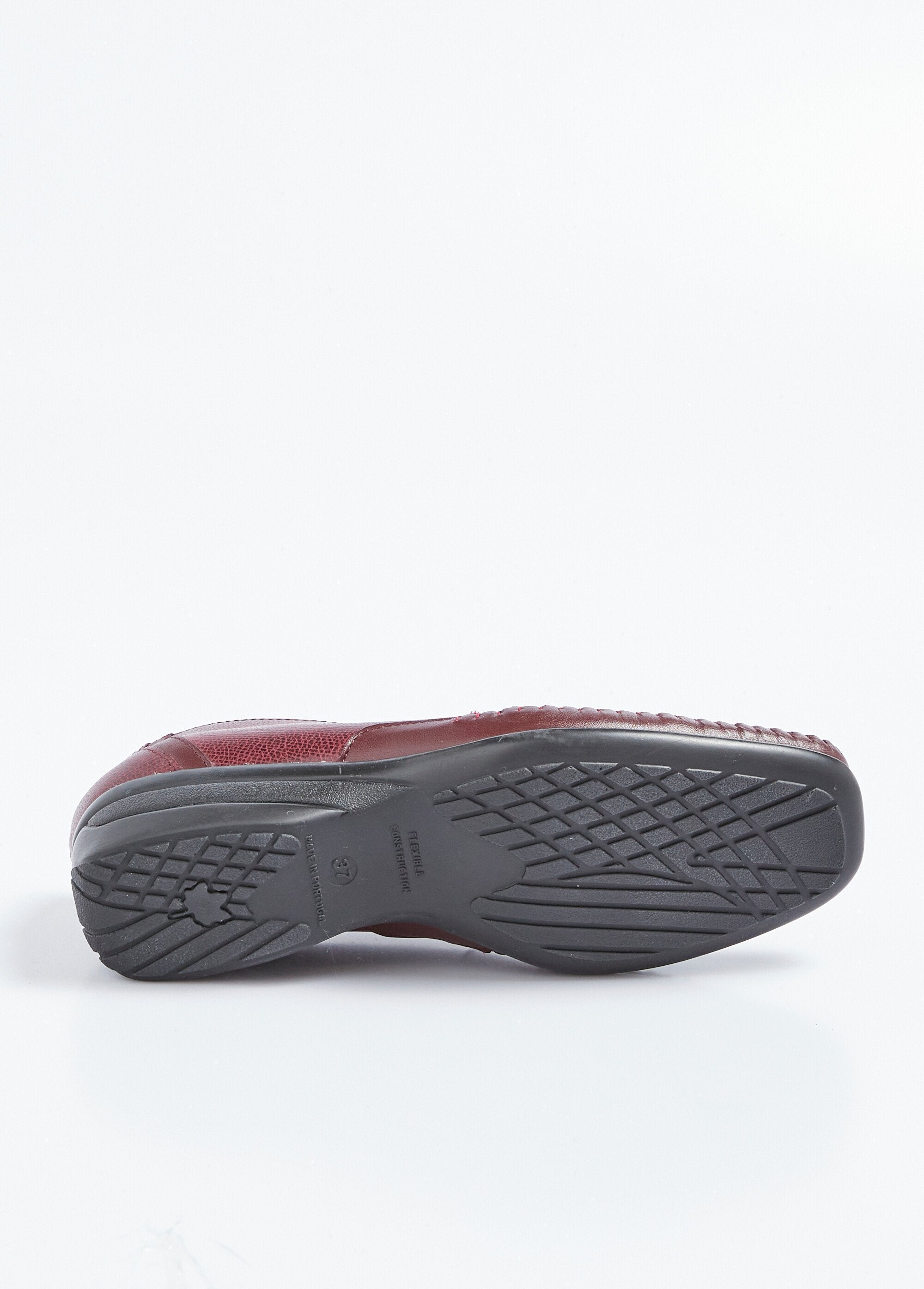Mocassins_compensés_élastiqués_cuir_largeur_confort_Bordeaux_UN1_slim
