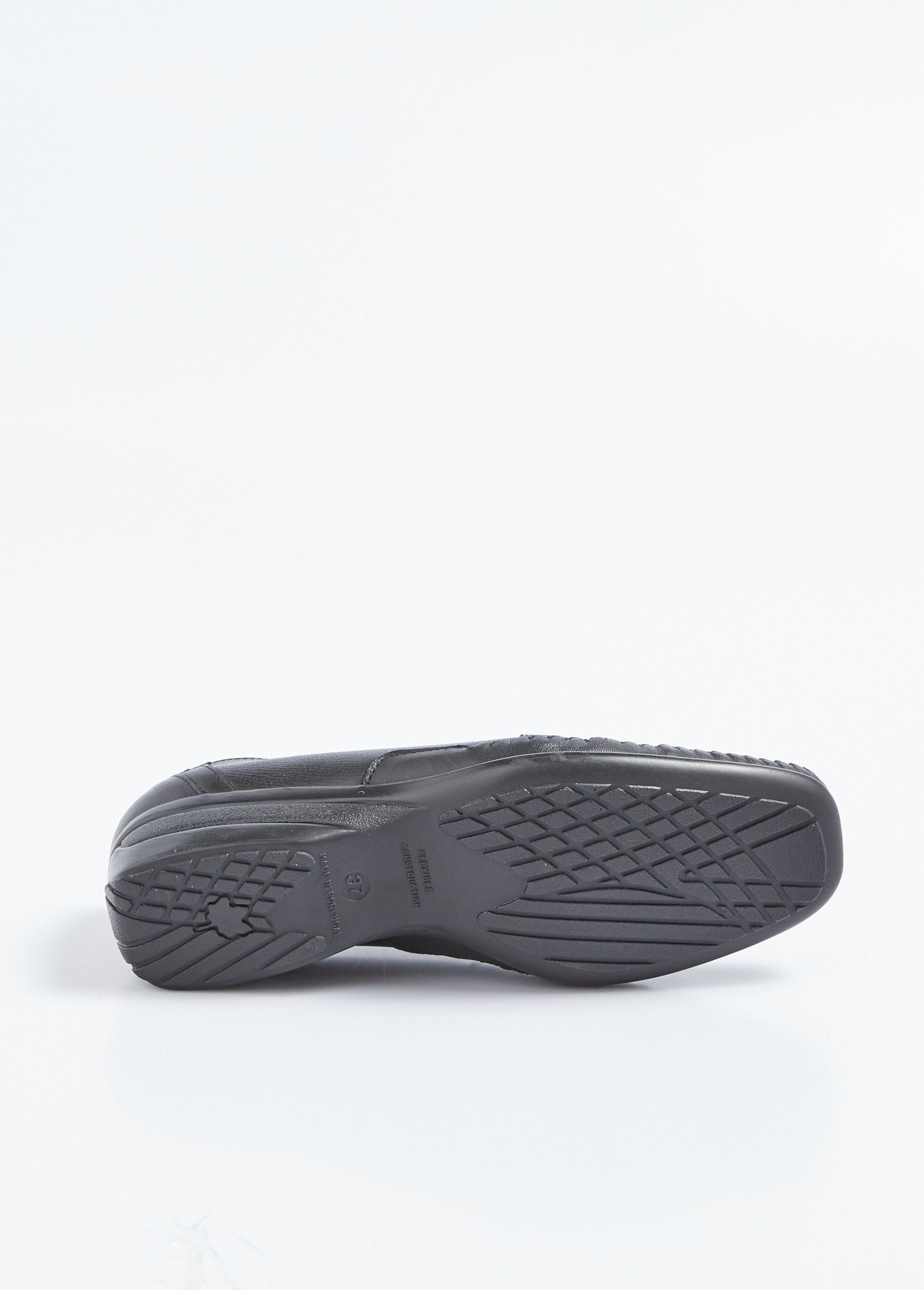Mocassins_compensés_élastiqués_cuir_largeur_confort_Noir_UN1_slim
