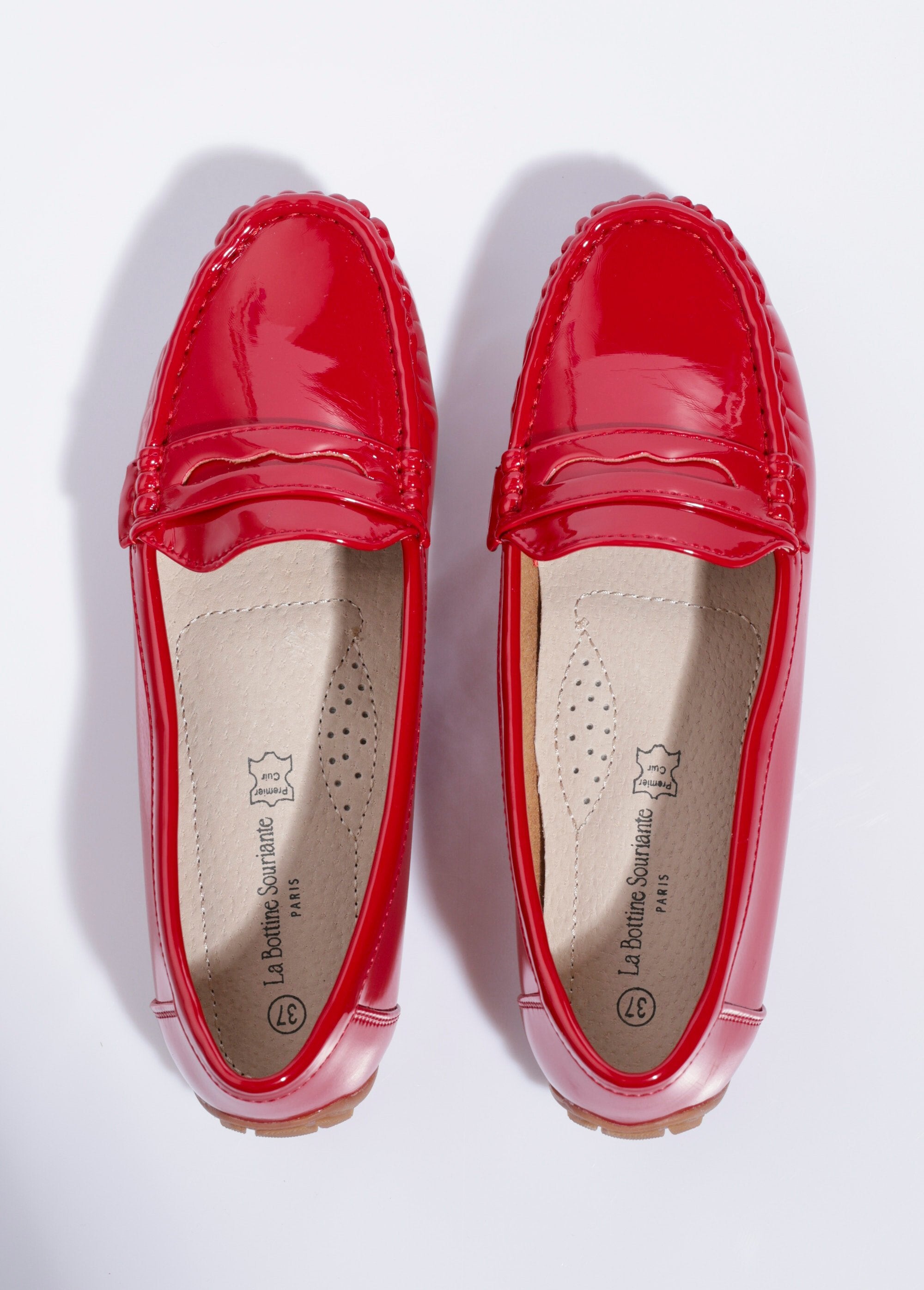 Mocassins_vernis_semelle_antidérapante_Vernis_rouge_OV1_slim