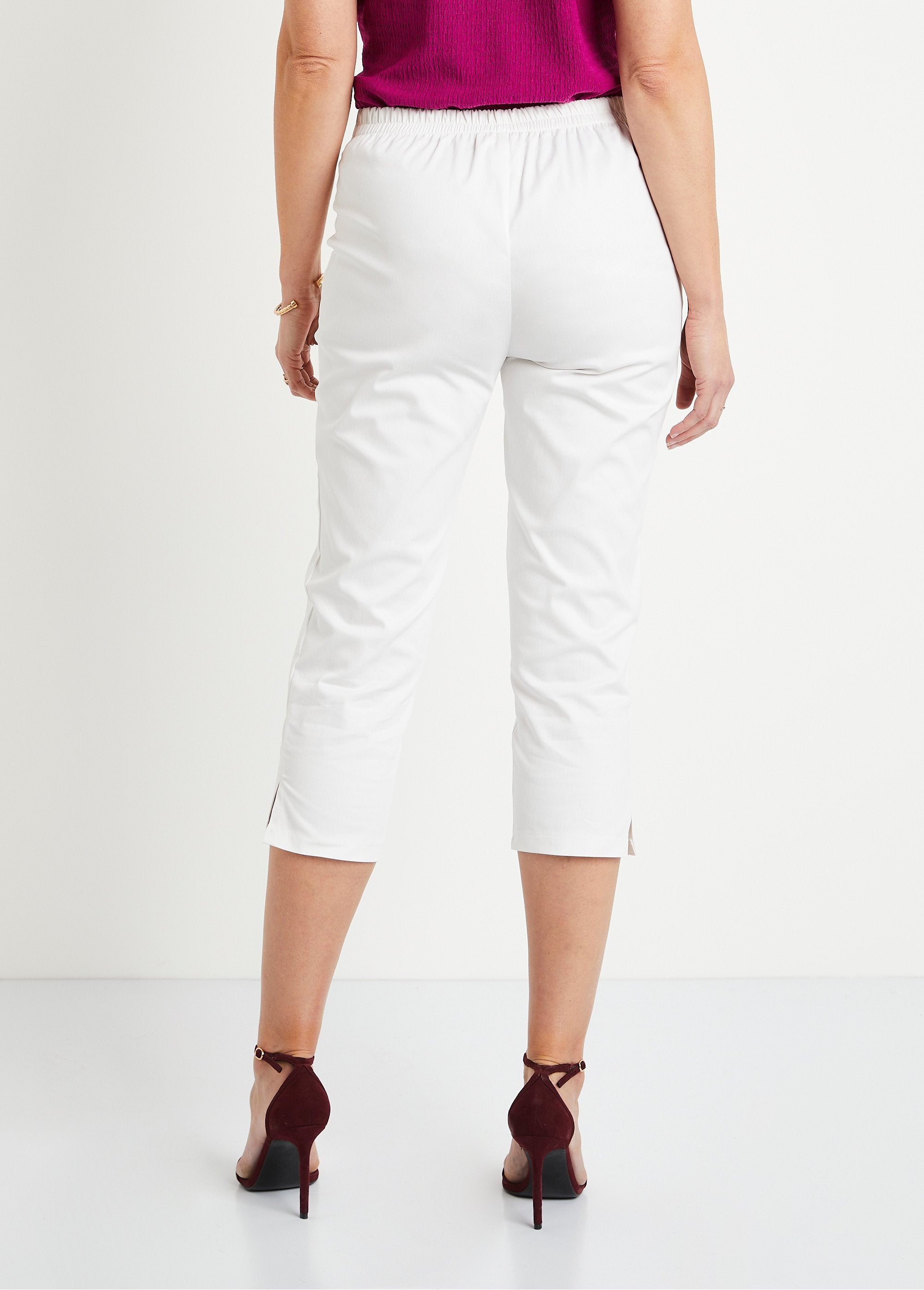 Calça_cropped_de_cetim_com_cintura_semi-elástica_BRANCO_DO1_slim