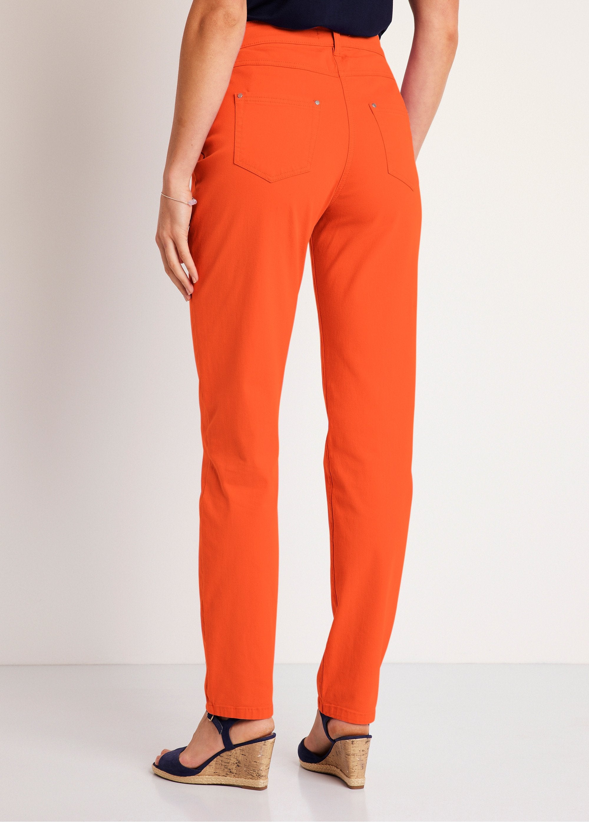 Calça_reta_de_algodão_stretch_com_5_bolsos_LARANJA_DO1_slim