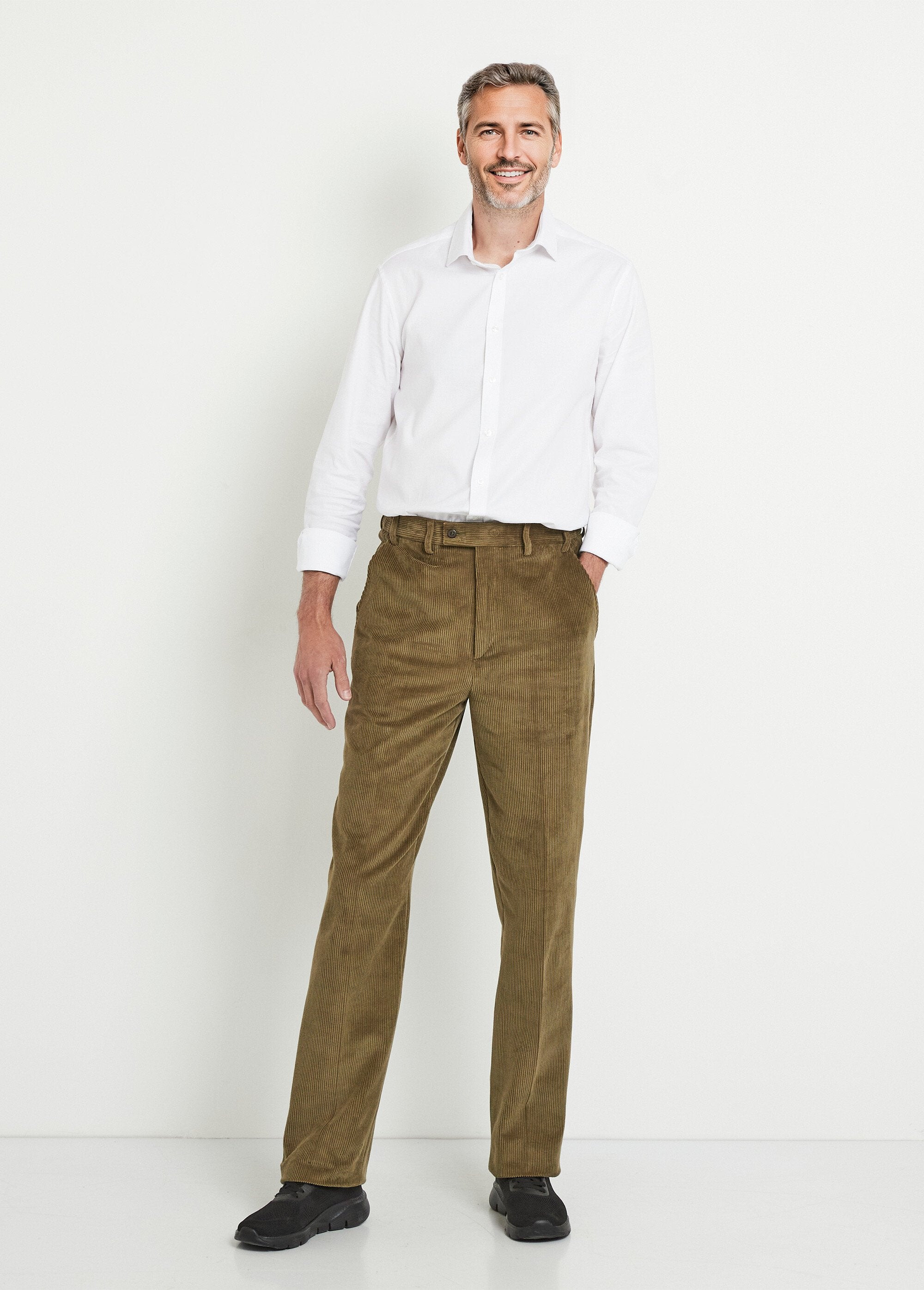 Calça_reta_com_cós_elástico_confortável_Velours_bronze_SF1_slim