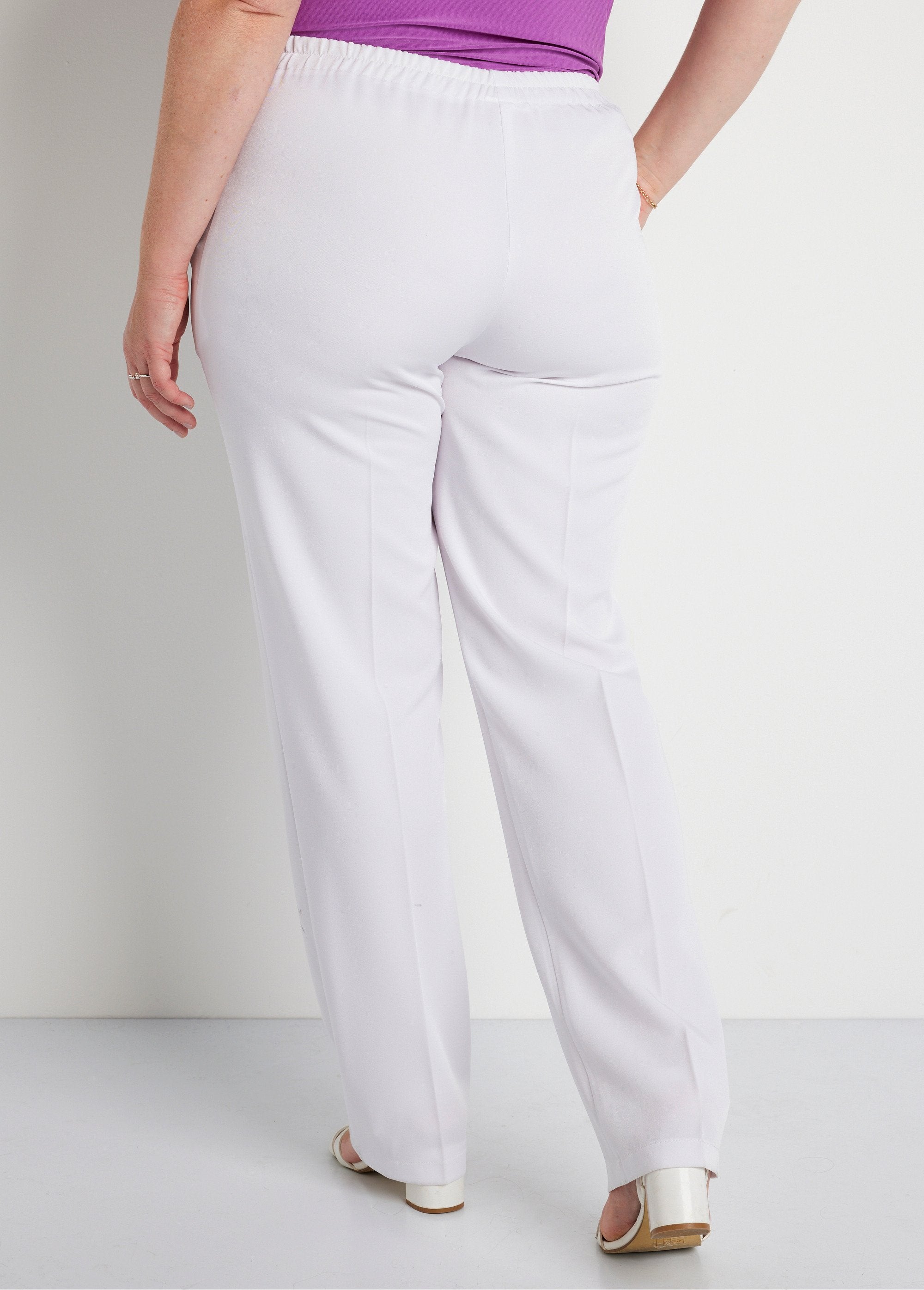 Calça_reta_com_cintura_semi_elástica_BRANCO_DO1_curvy