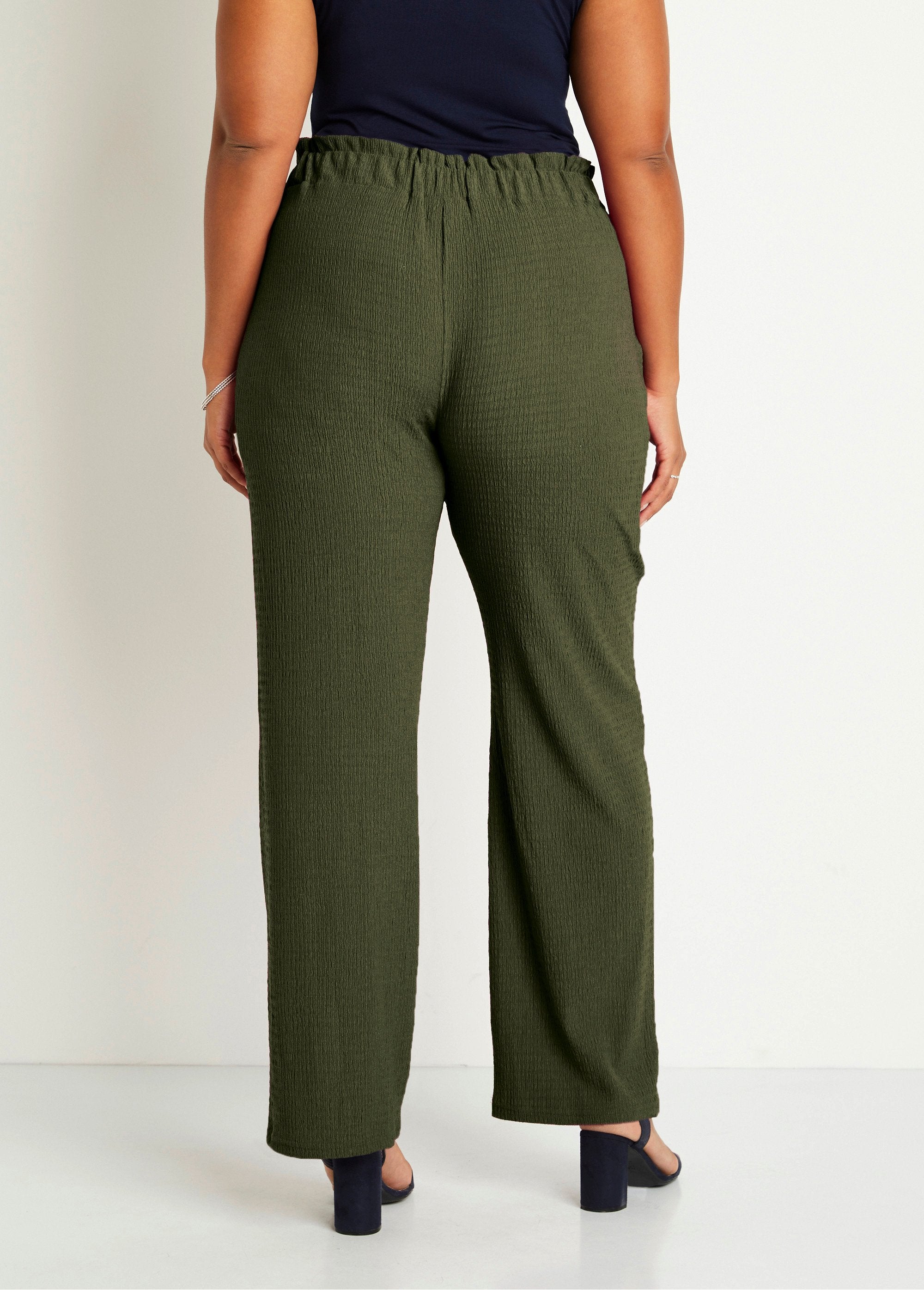 Calça_de_malha_com_cintura_elástica_larga_Verde_limão_DO1_curvy