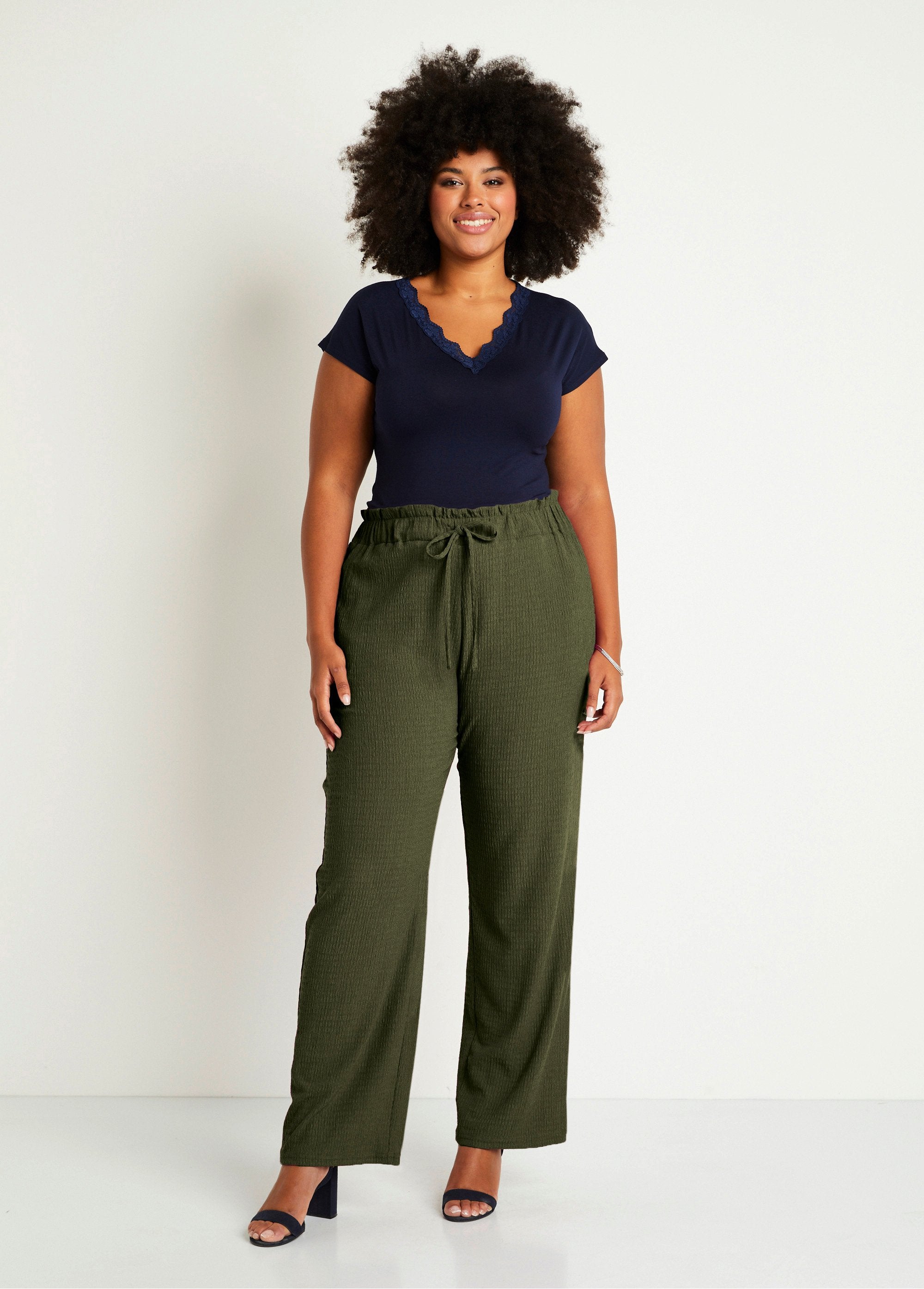 Calça_de_malha_com_cintura_elástica_larga_Verde_limão_SF1_curvy